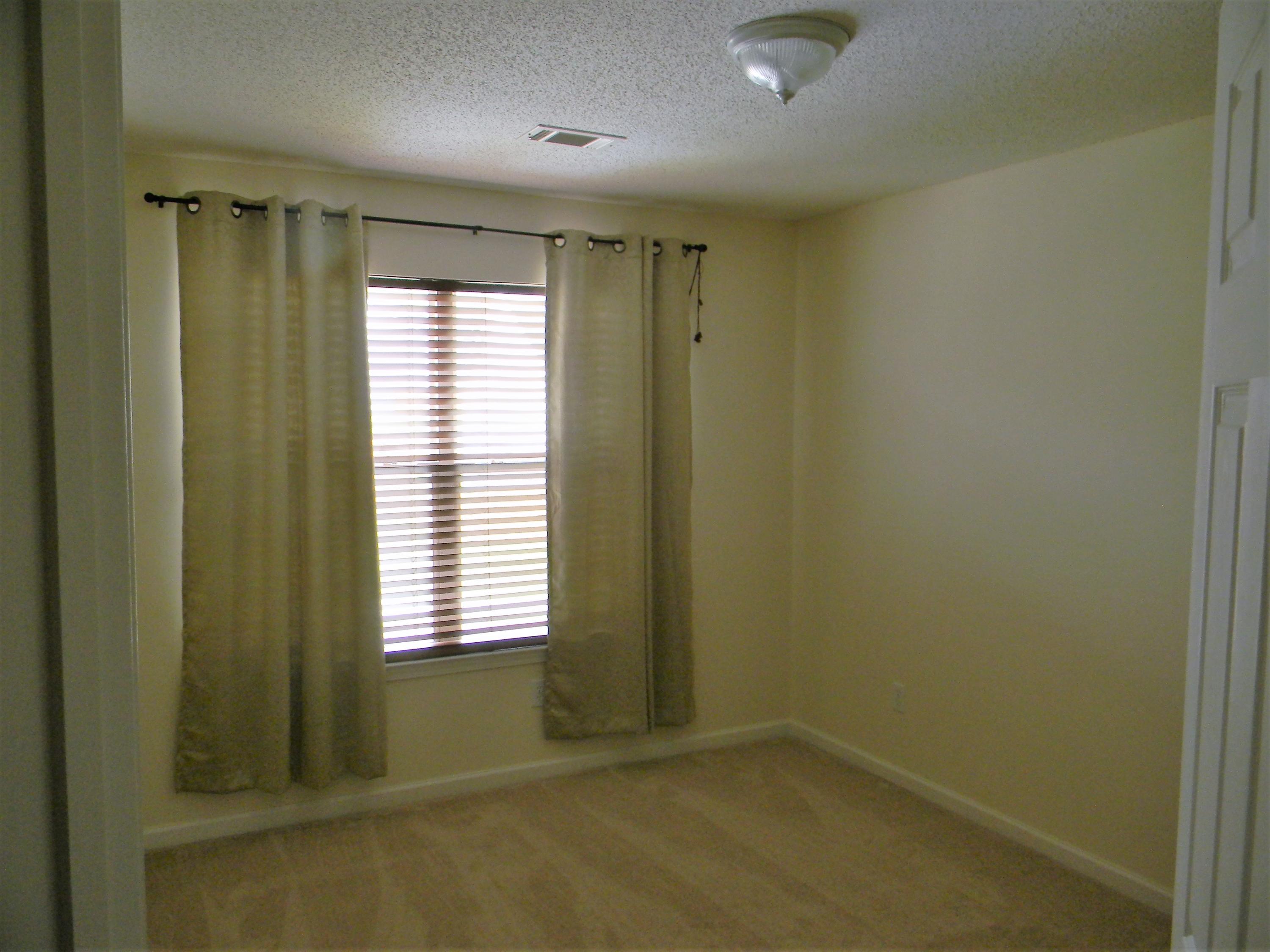 STILLWELL ESTATES - Residential