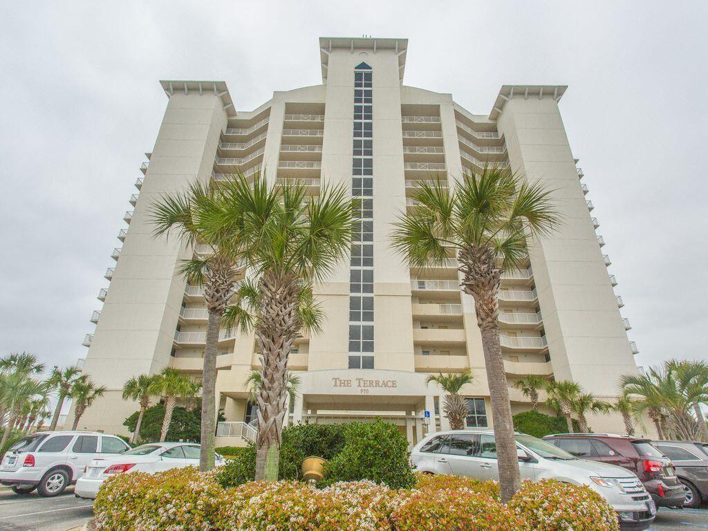 Located in the Pelican Beach Resort, the Terrace building is the second building in the two-building resort.It is located between Hwy 98 and the beach.