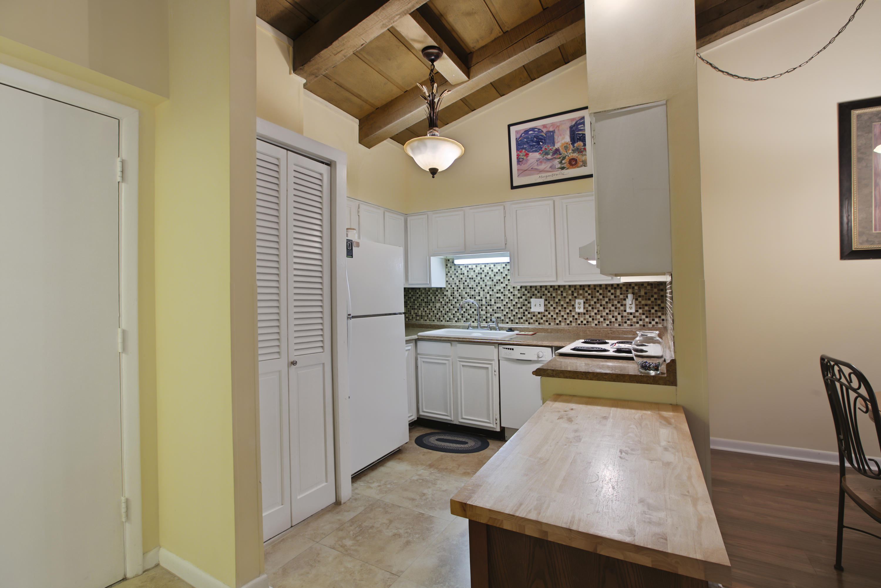 CHATEAU LA MER CONDO - Residential