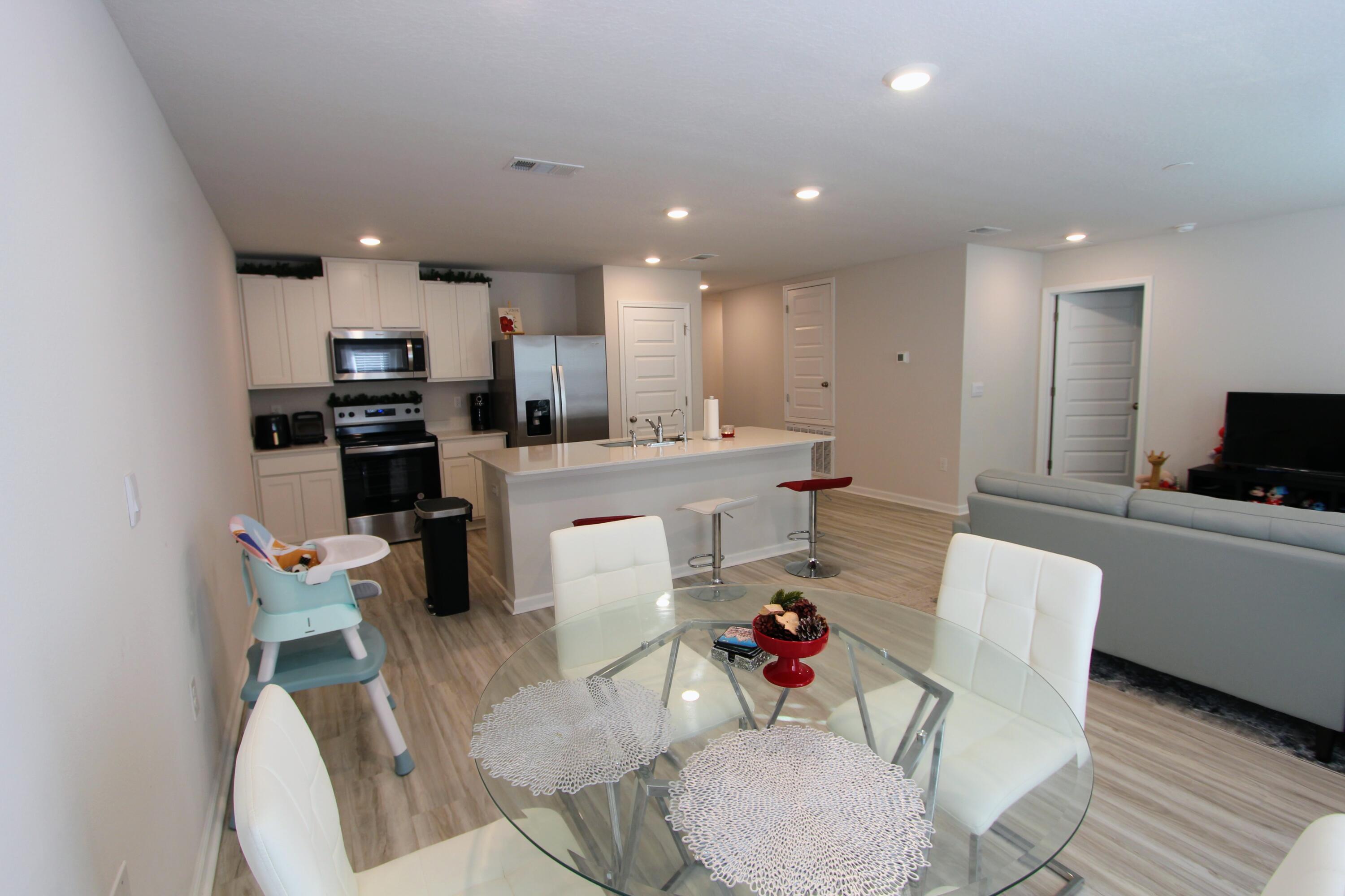 SHOAL RIVER LANDING PHASE 3A - Residential Lease