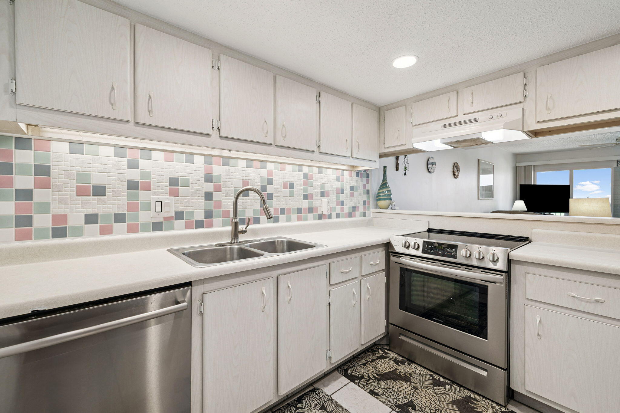 PINNACLE PORT - Residential