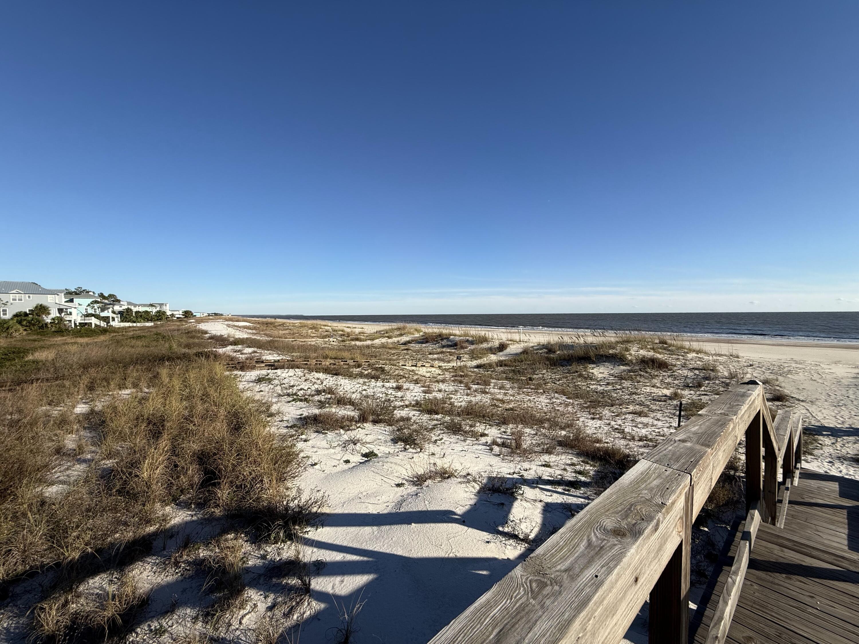 Cottages at Indian Summer - Land