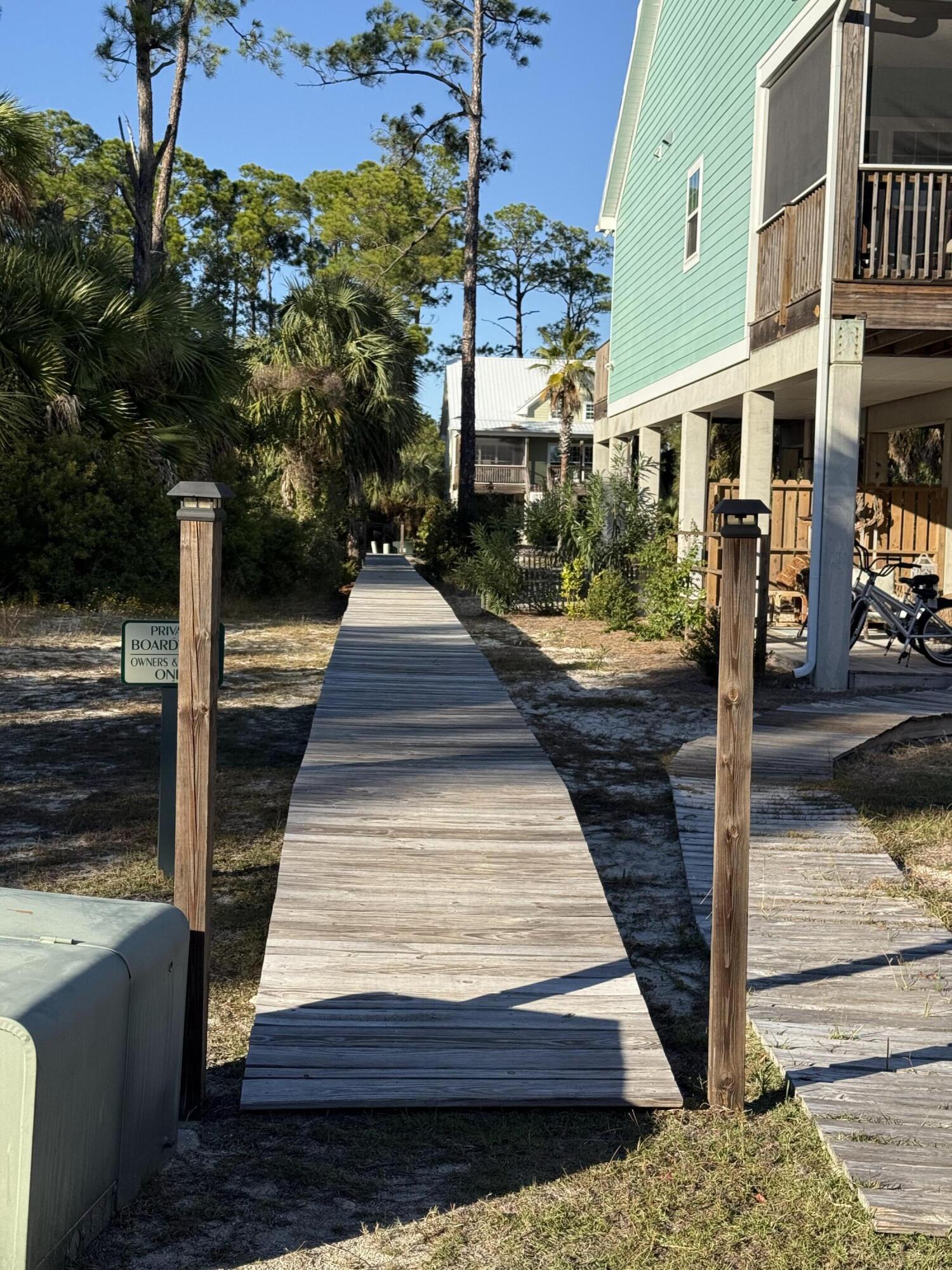 Cottages at Indian Summer - Land