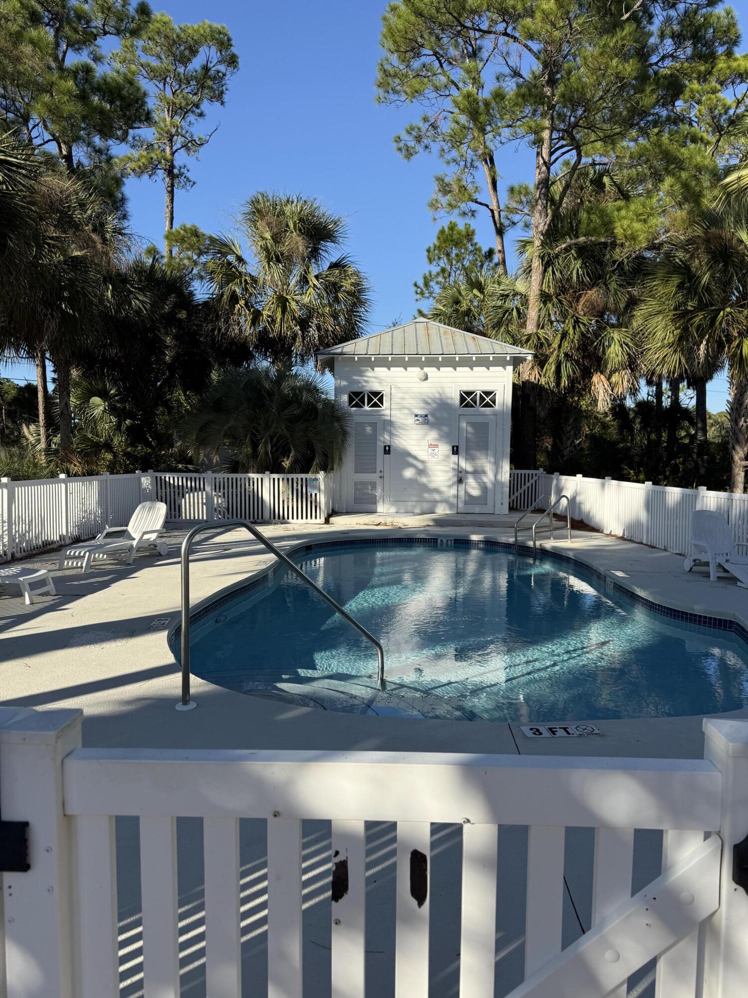 Cottages at Indian Summer - Land