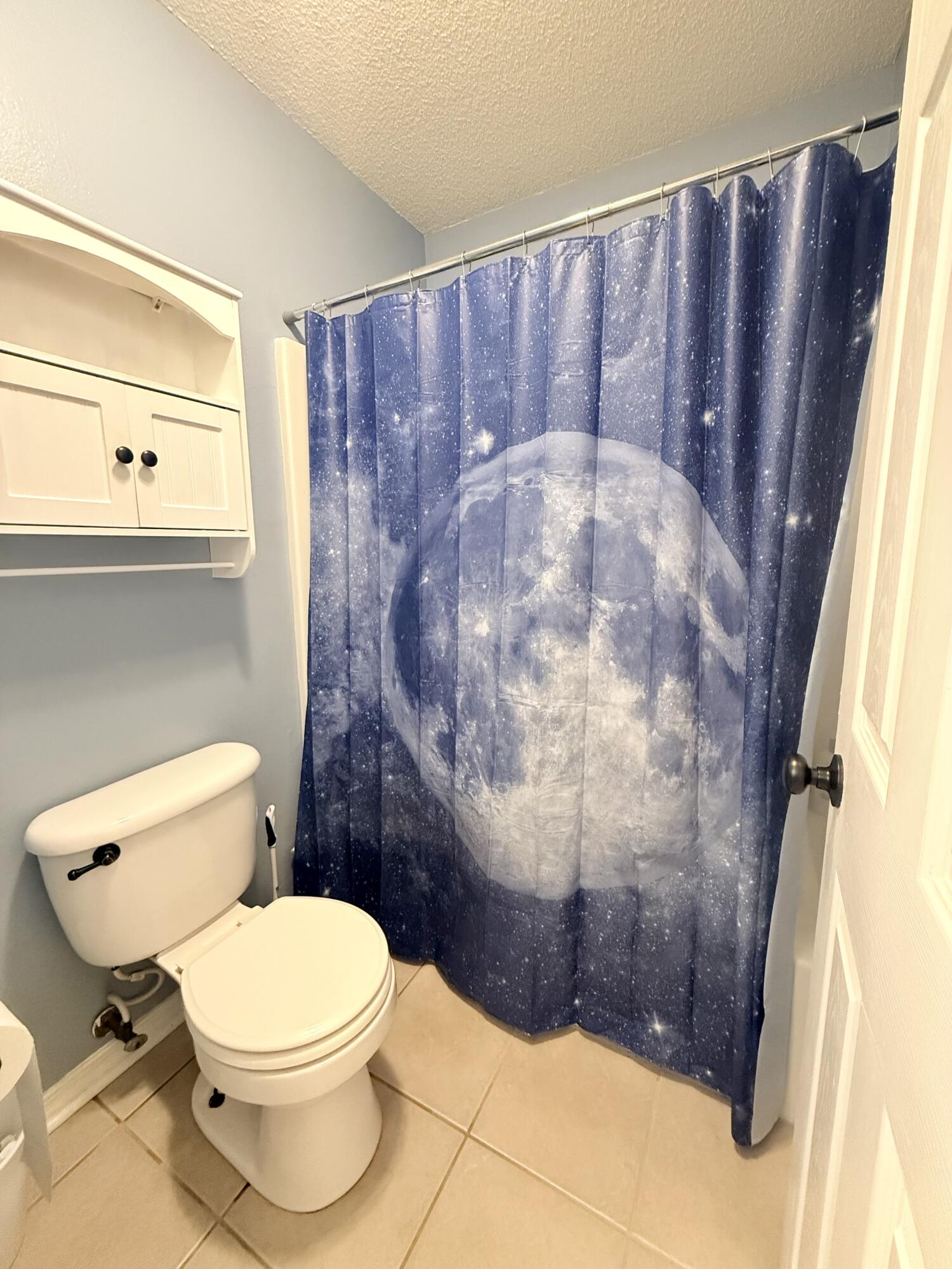 CREETWOODS - Residential Lease