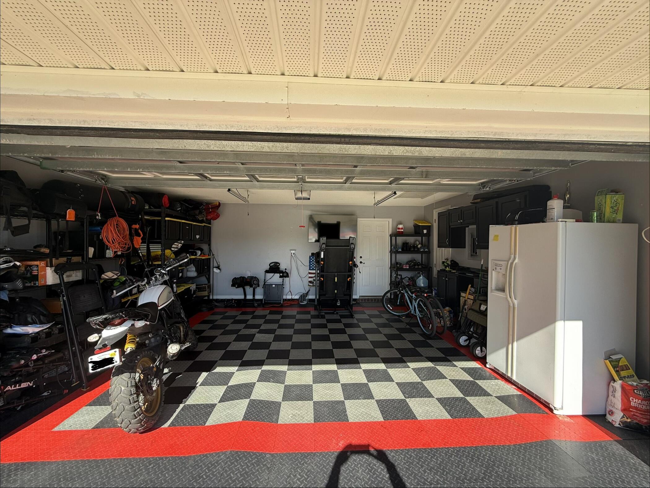 CREETWOODS - Residential Lease