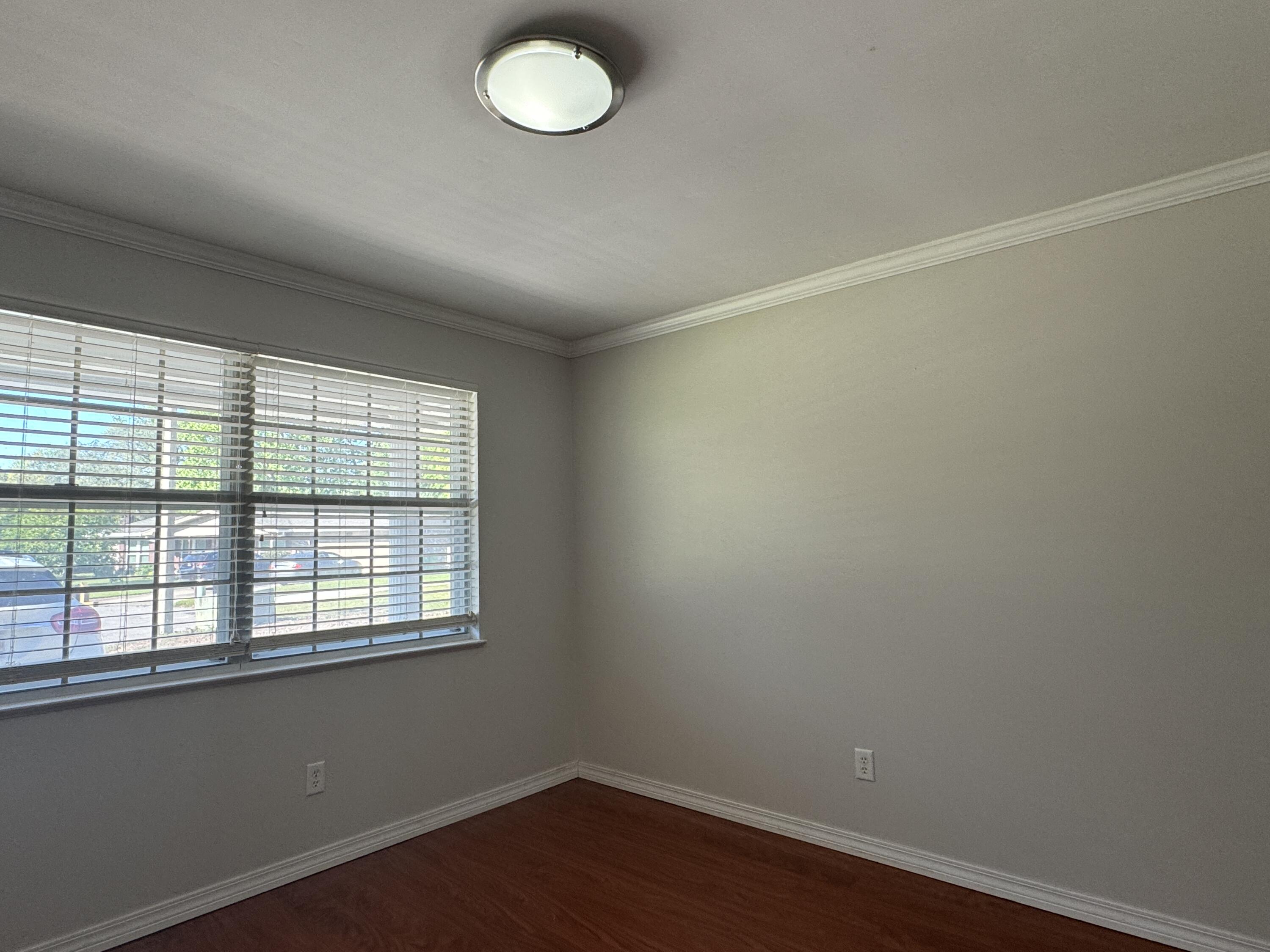 PALM ESTATES UNIT 2 - Residential Lease