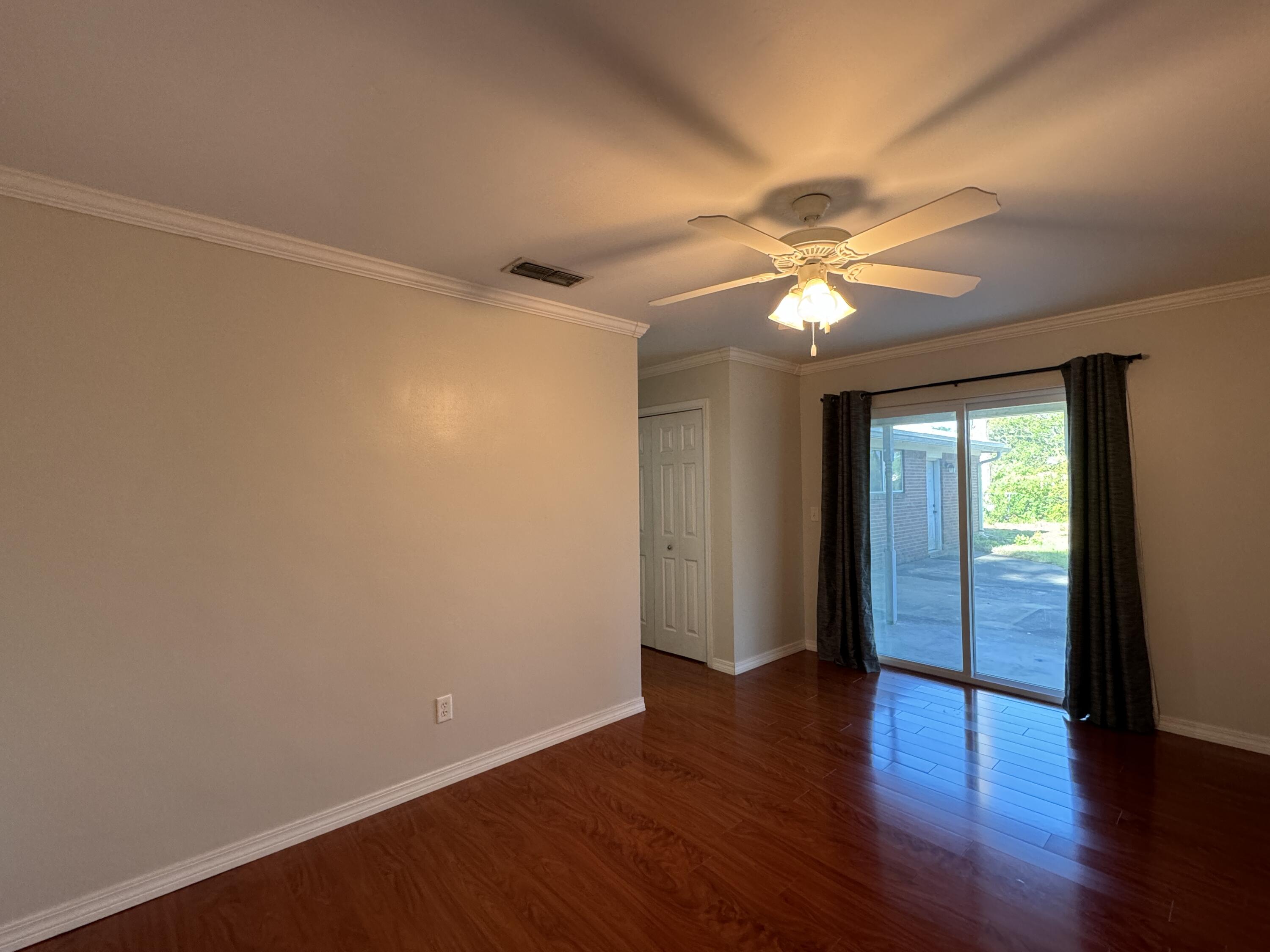 PALM ESTATES UNIT 2 - Residential Lease