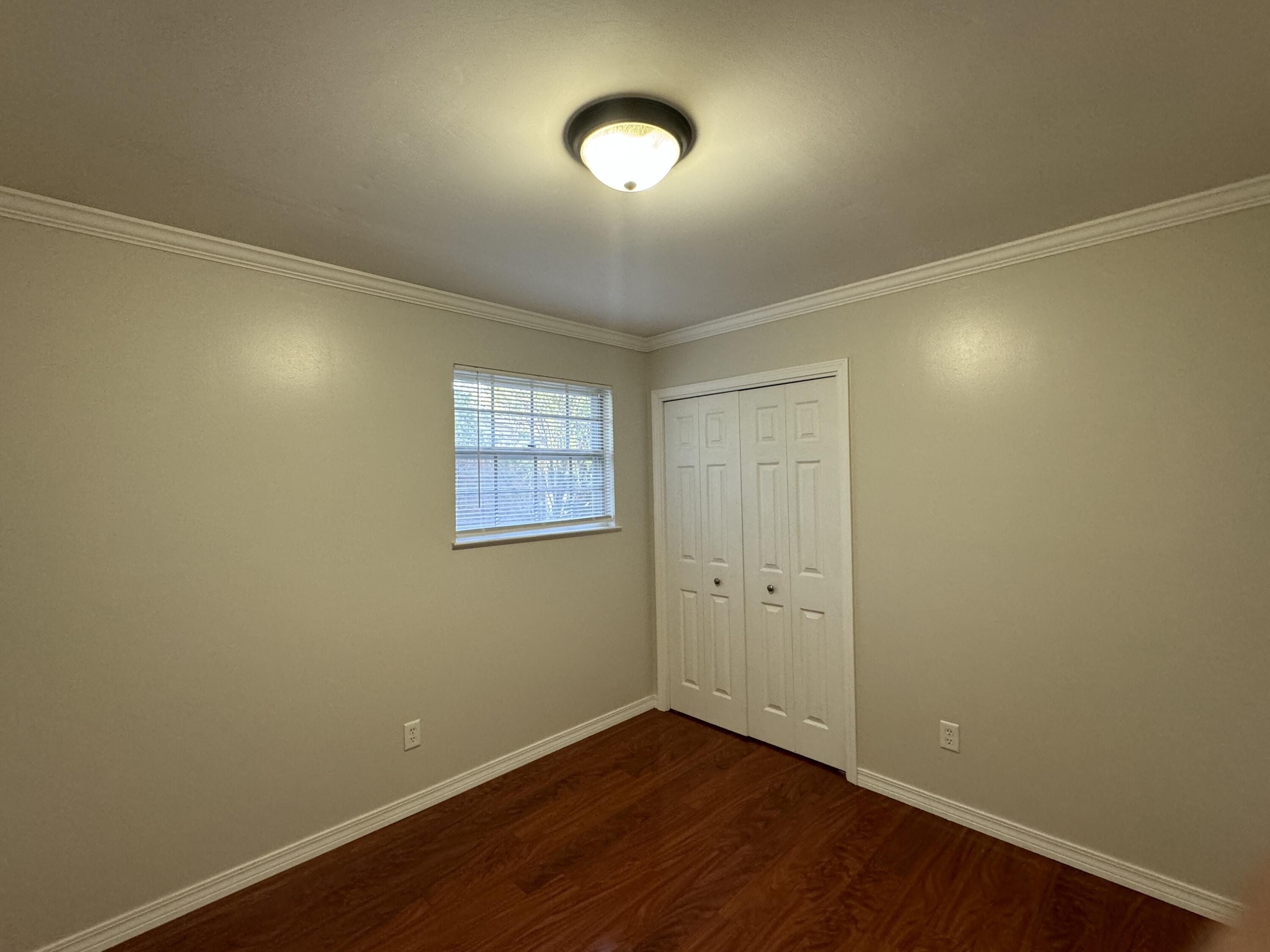 PALM ESTATES UNIT 2 - Residential Lease