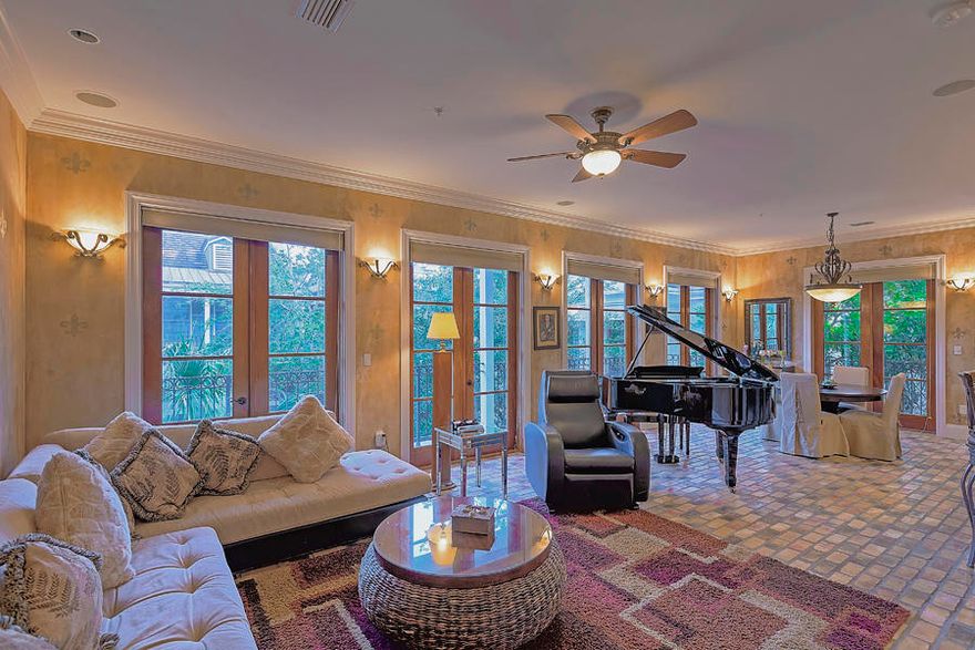 Located above the unique boutique shops in The Village of Baytowne Wharf where you can enjoy the tranquility and lush landscaping of Tupelo Courtyard, and pedestrian-only cobbled streets, casual or upscale restaurants, shops and nightlife just steps from your door! This is a luxurious setting for a delightful getaway and a romantic retreat from the world. Enjoy all the wonderful amenities Sandestin has to offer: The Beautiful Gulf of Mexico, Golf, Tennis, Pools, Serenity Spa, Bike paths, Fishing and Marina.