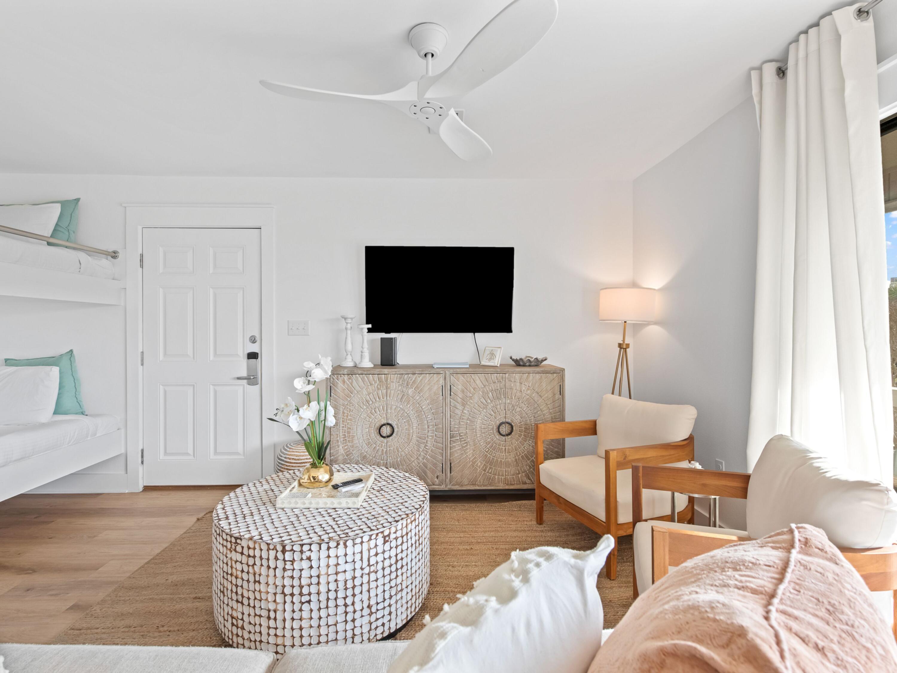 BEACHWOOD VILLAS CONDO - Residential