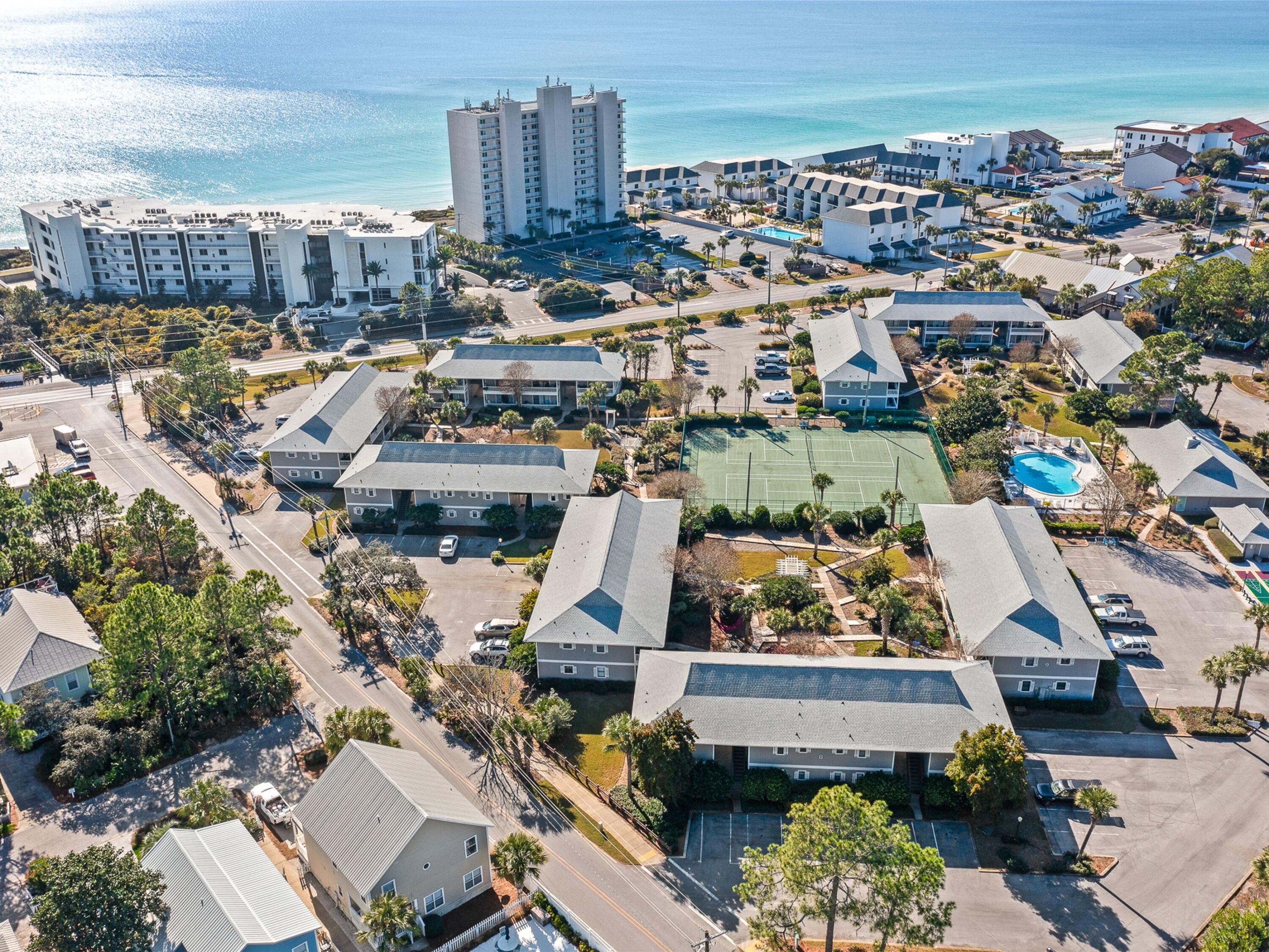 BEACHWOOD VILLAS CONDO - Residential