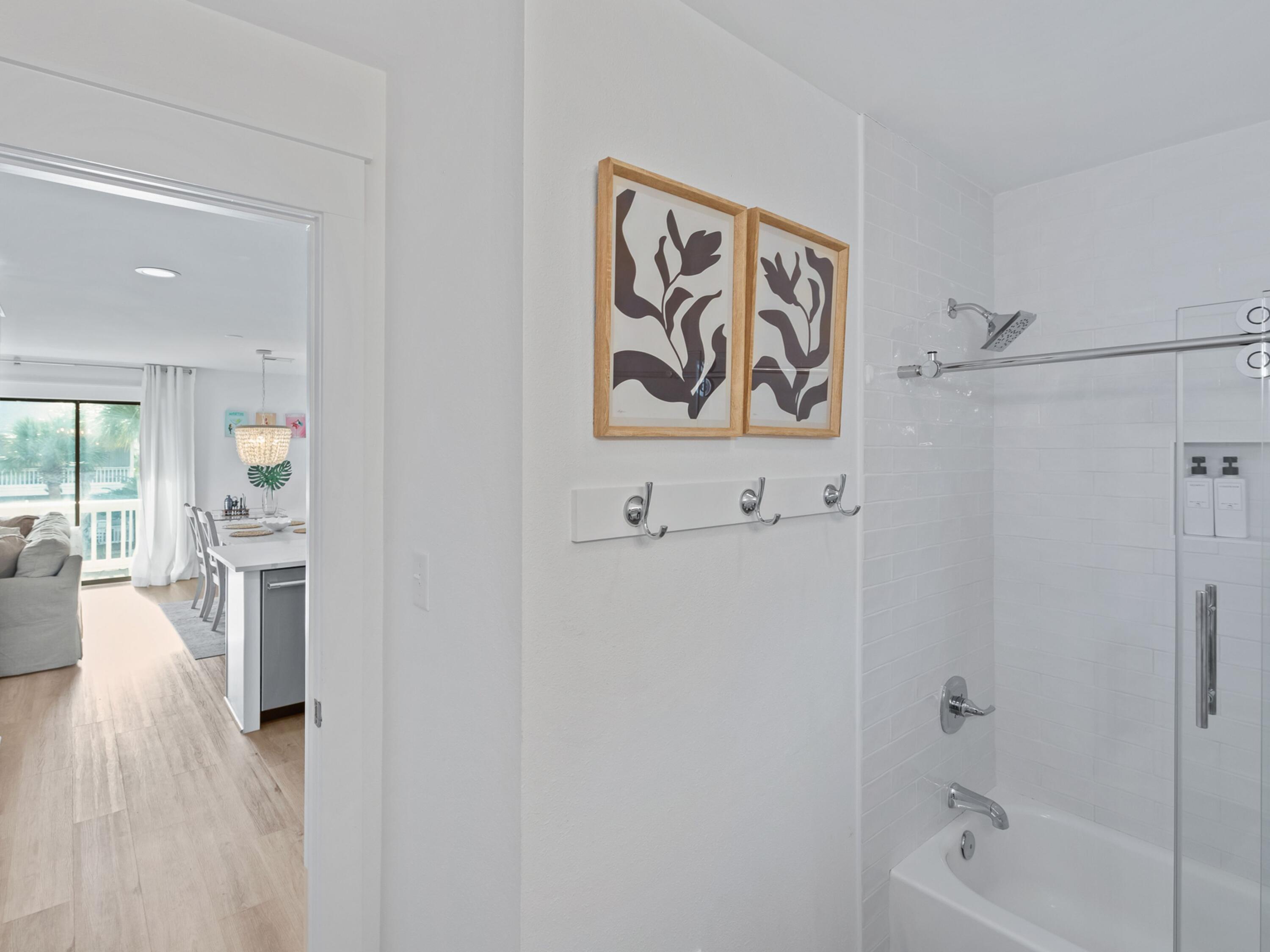 BEACHWOOD VILLAS CONDO - Residential