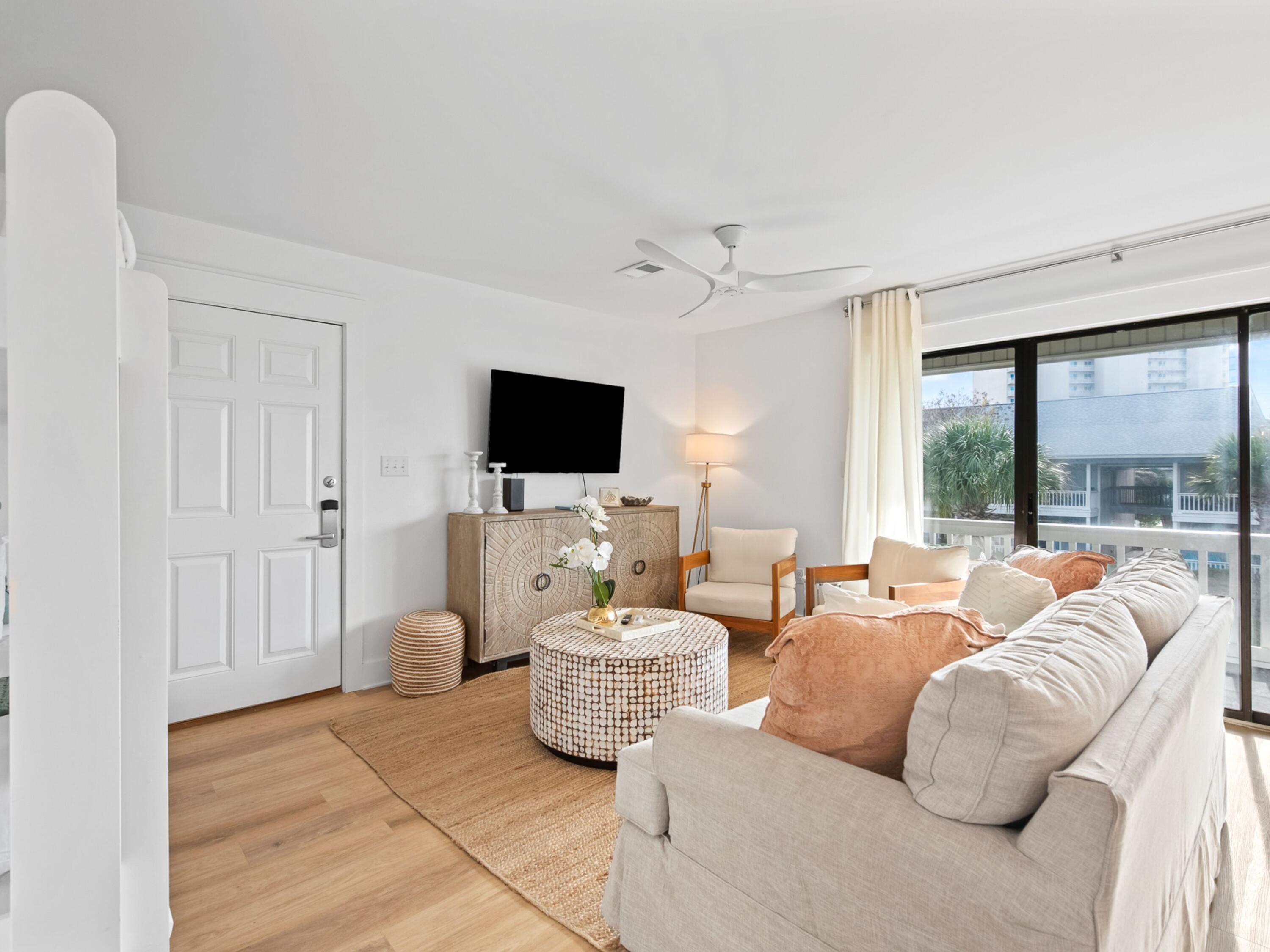 BEACHWOOD VILLAS CONDO - Residential