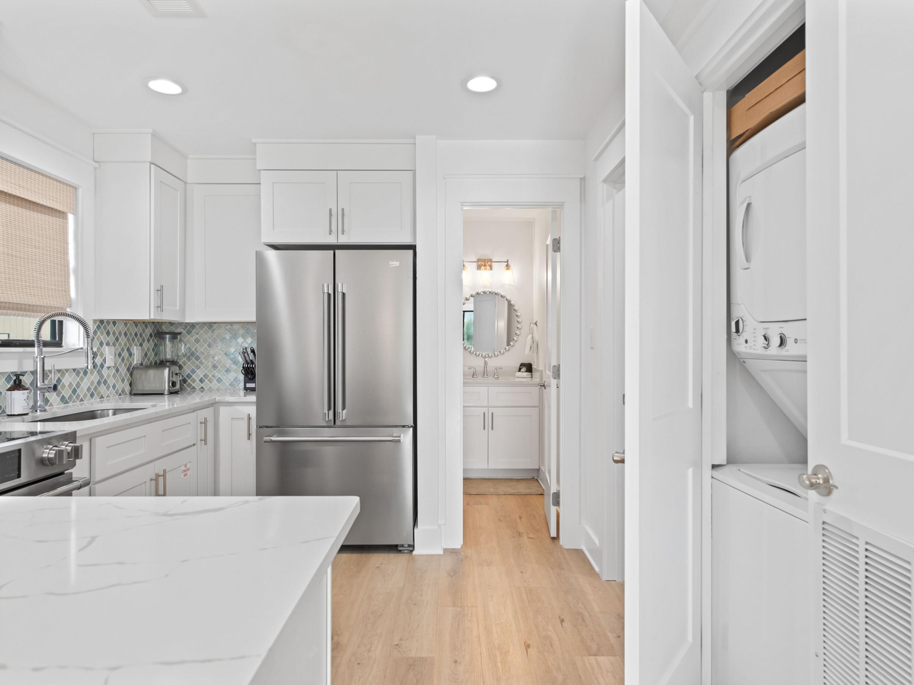 BEACHWOOD VILLAS CONDO - Residential