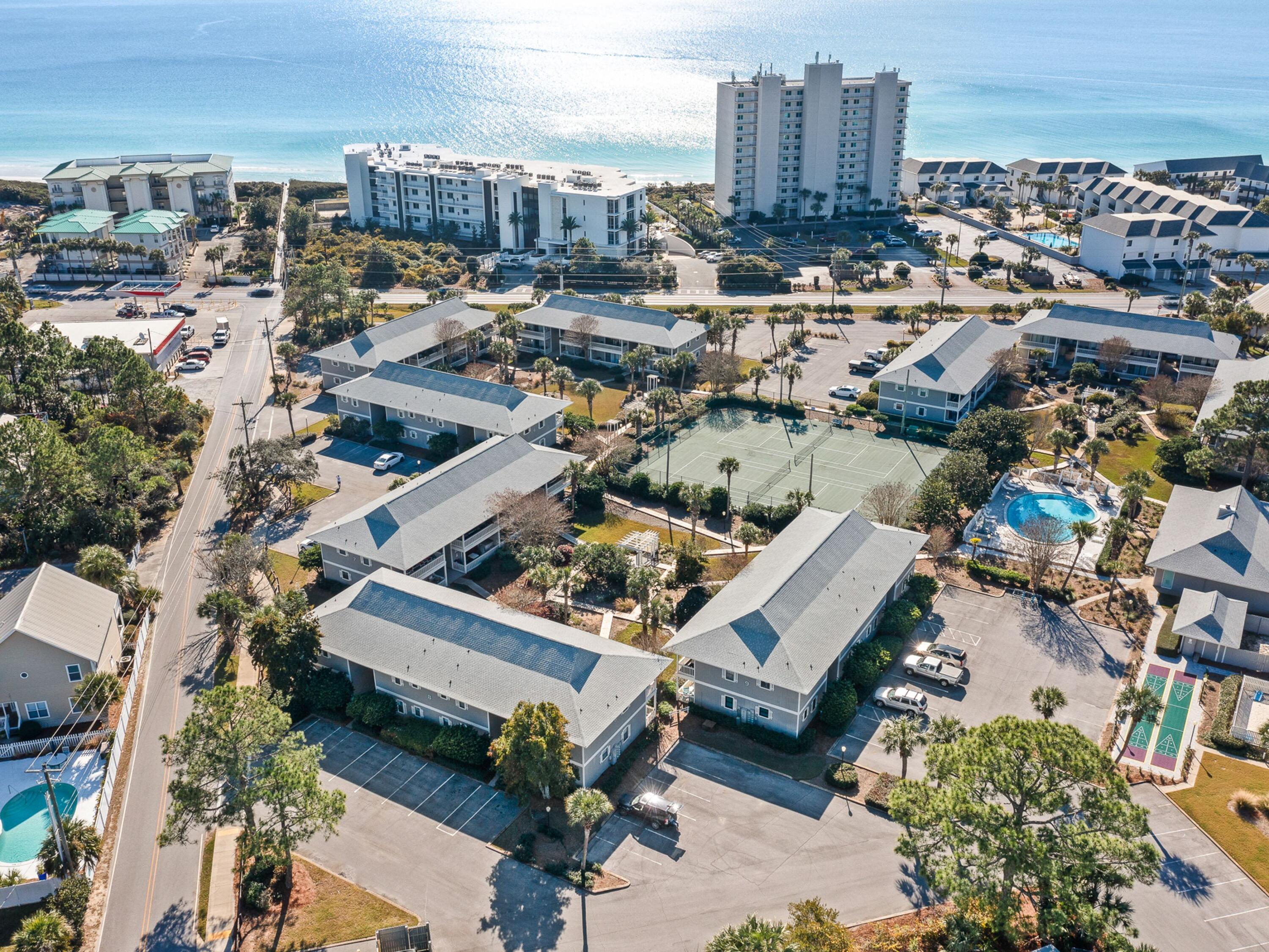 BEACHWOOD VILLAS CONDO - Residential