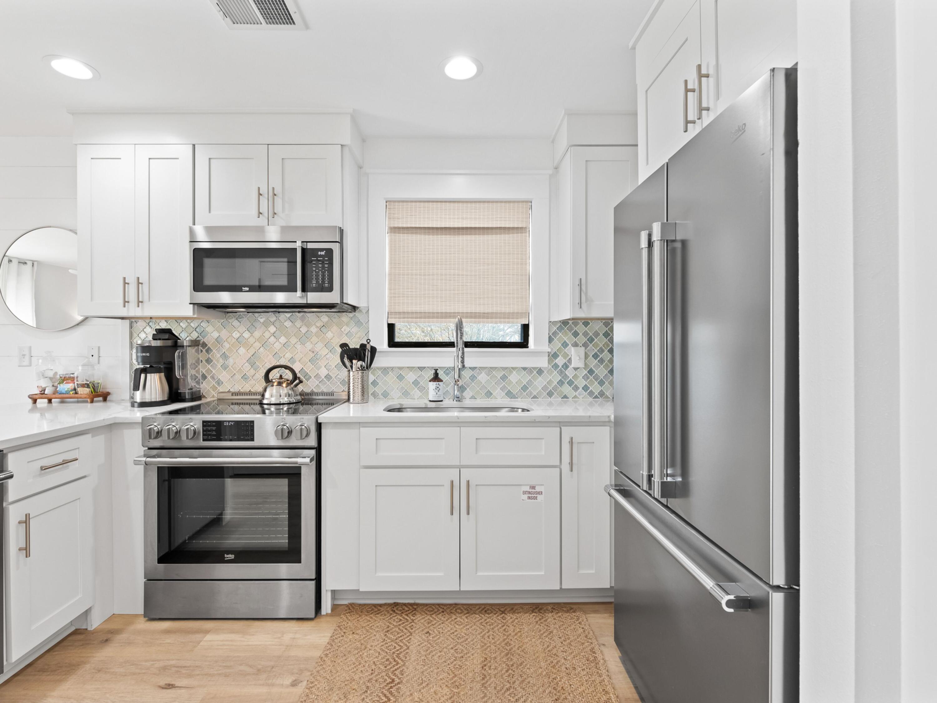 BEACHWOOD VILLAS CONDO - Residential