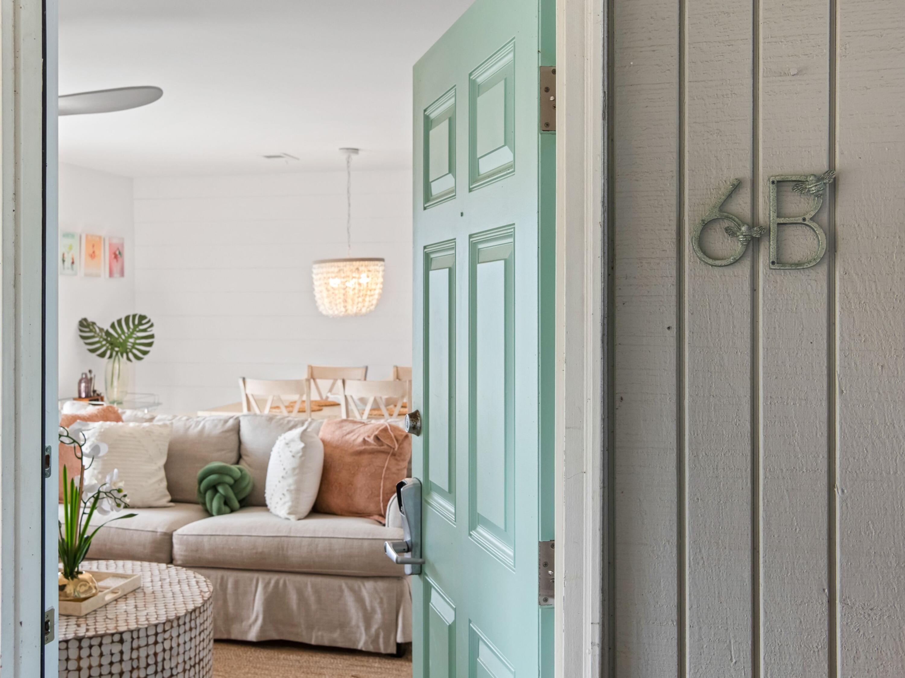 BEACHWOOD VILLAS CONDO - Residential