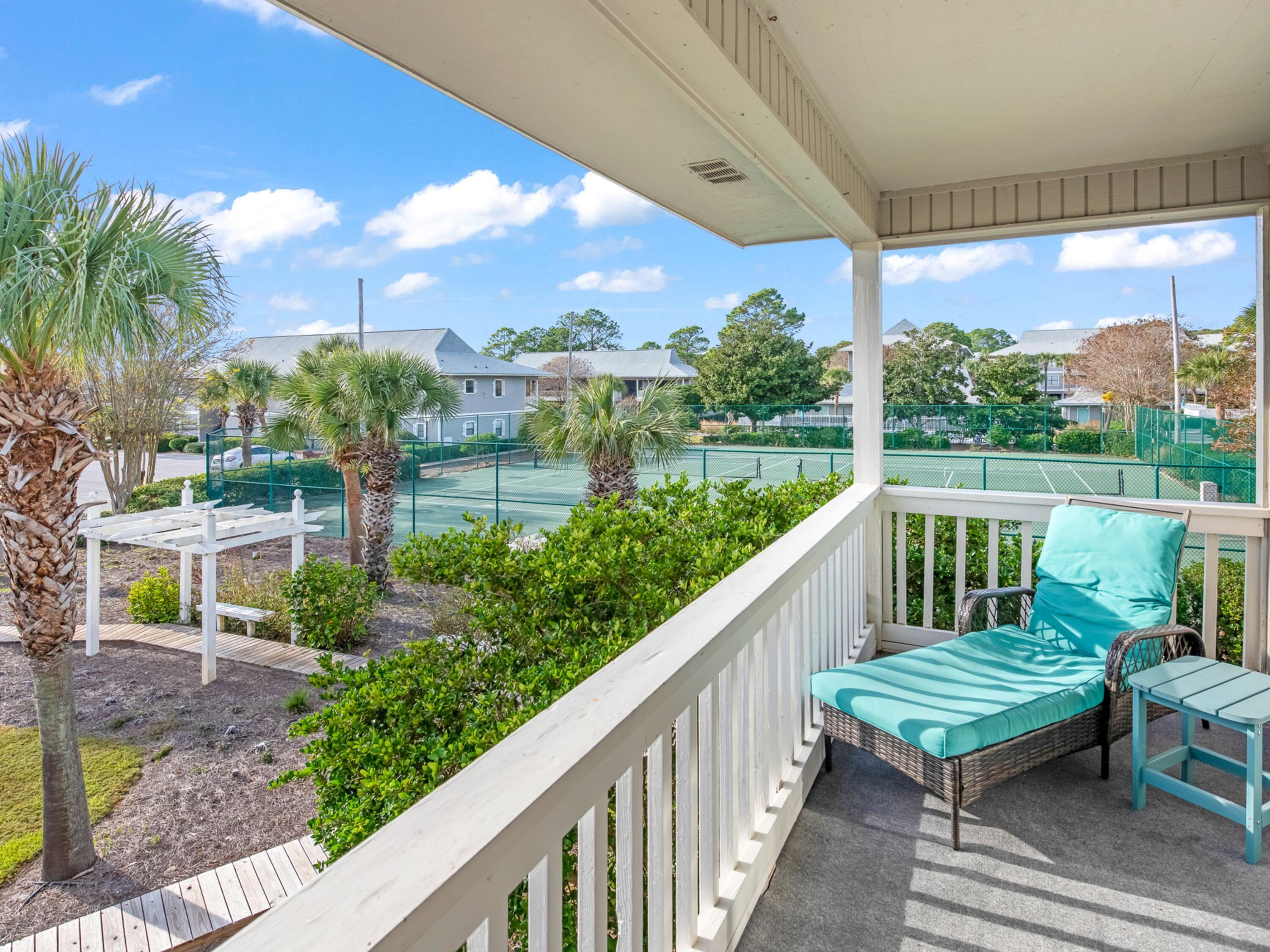 BEACHWOOD VILLAS CONDO - Residential