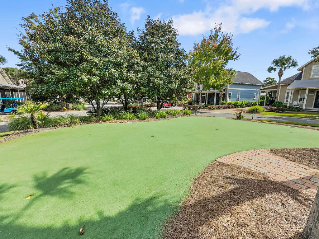 BUNGALOS AT SANDESTIN - Residential