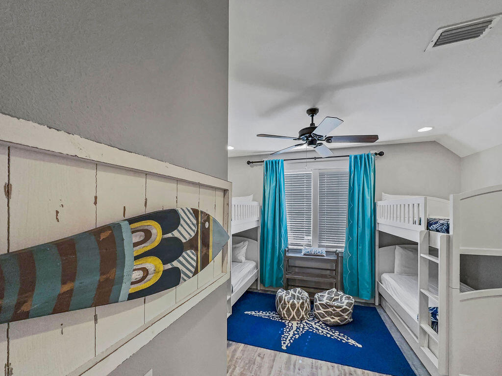 BUNGALOS AT SANDESTIN - Residential