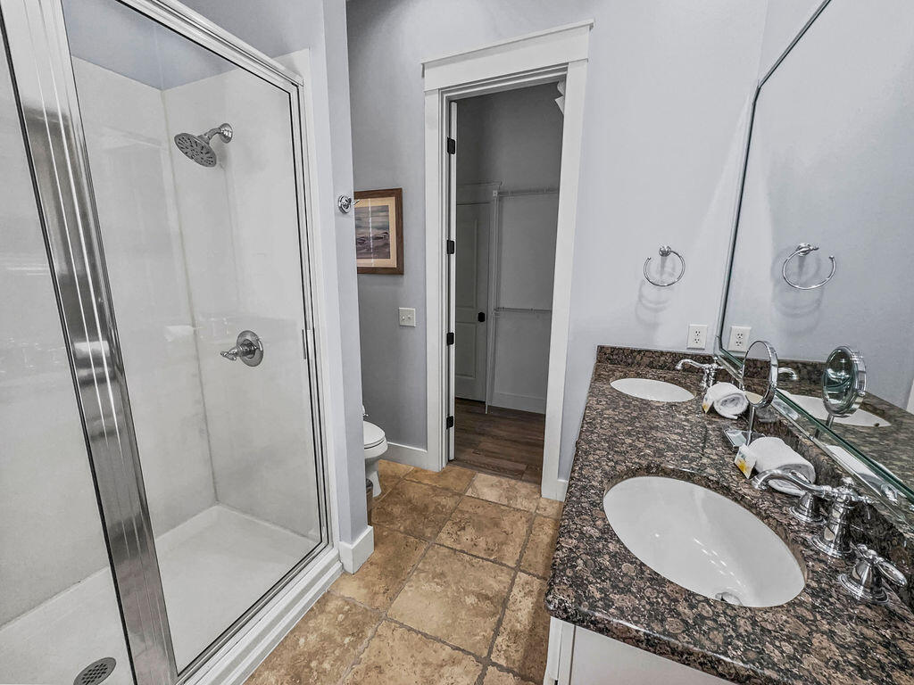 BUNGALOS AT SANDESTIN - Residential