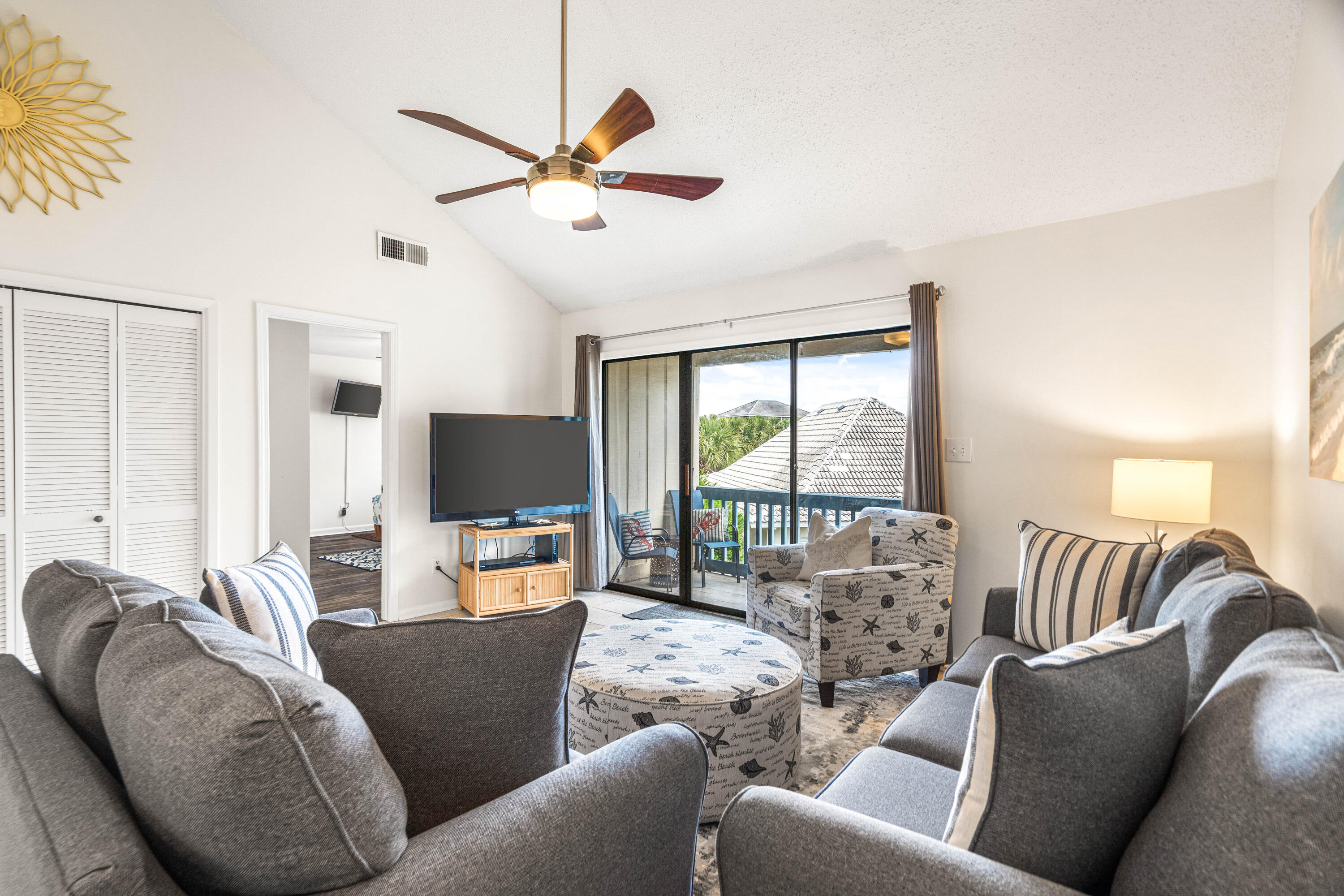 CHATEAU LA MER CONDO 2 - Residential