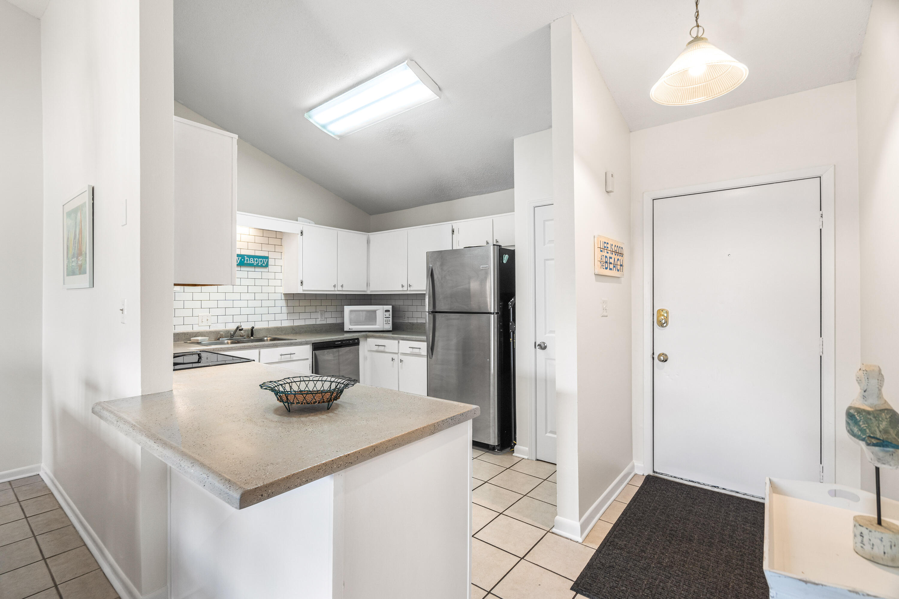 CHATEAU LA MER CONDO 2 - Residential