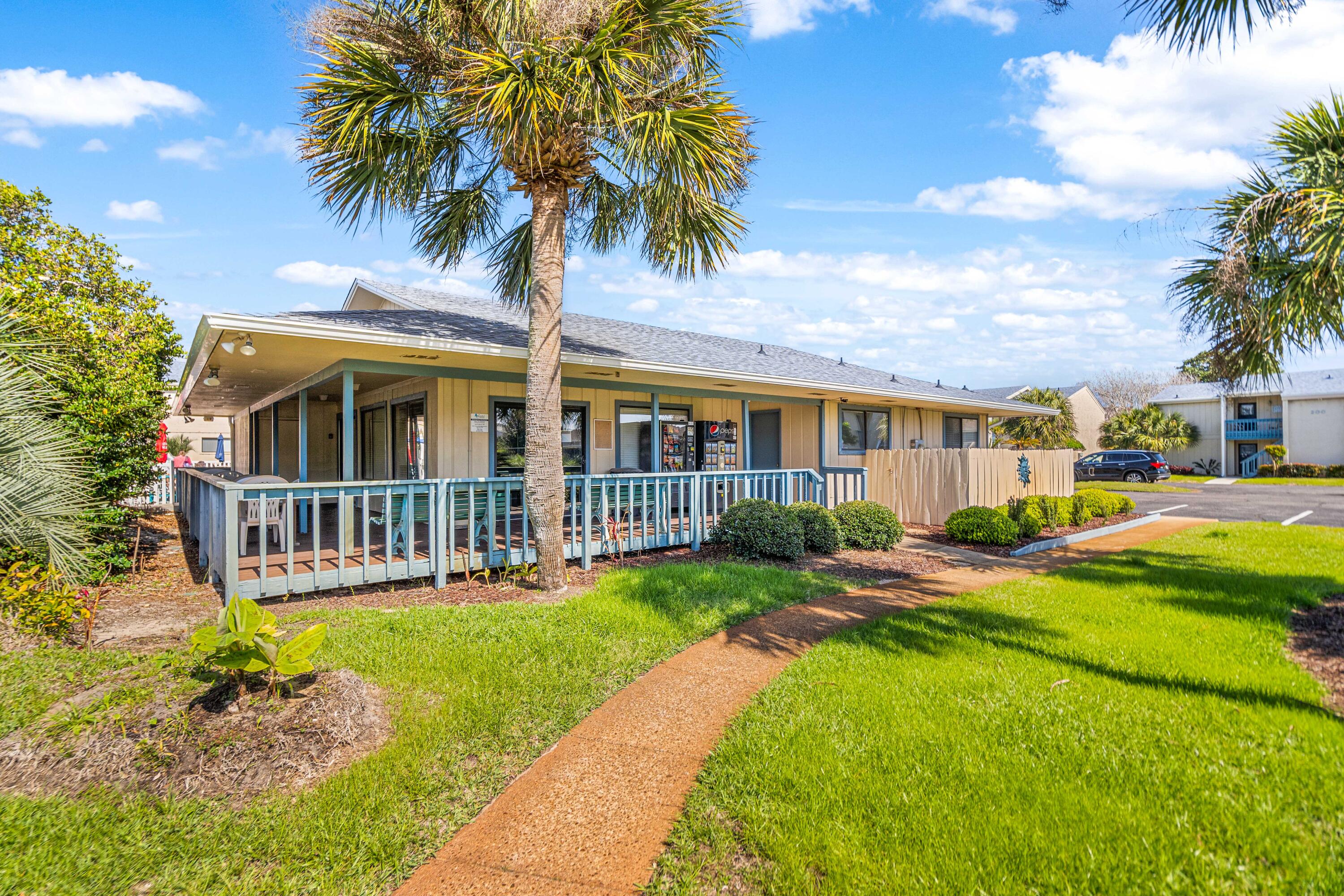 CHATEAU LA MER CONDO 2 - Residential