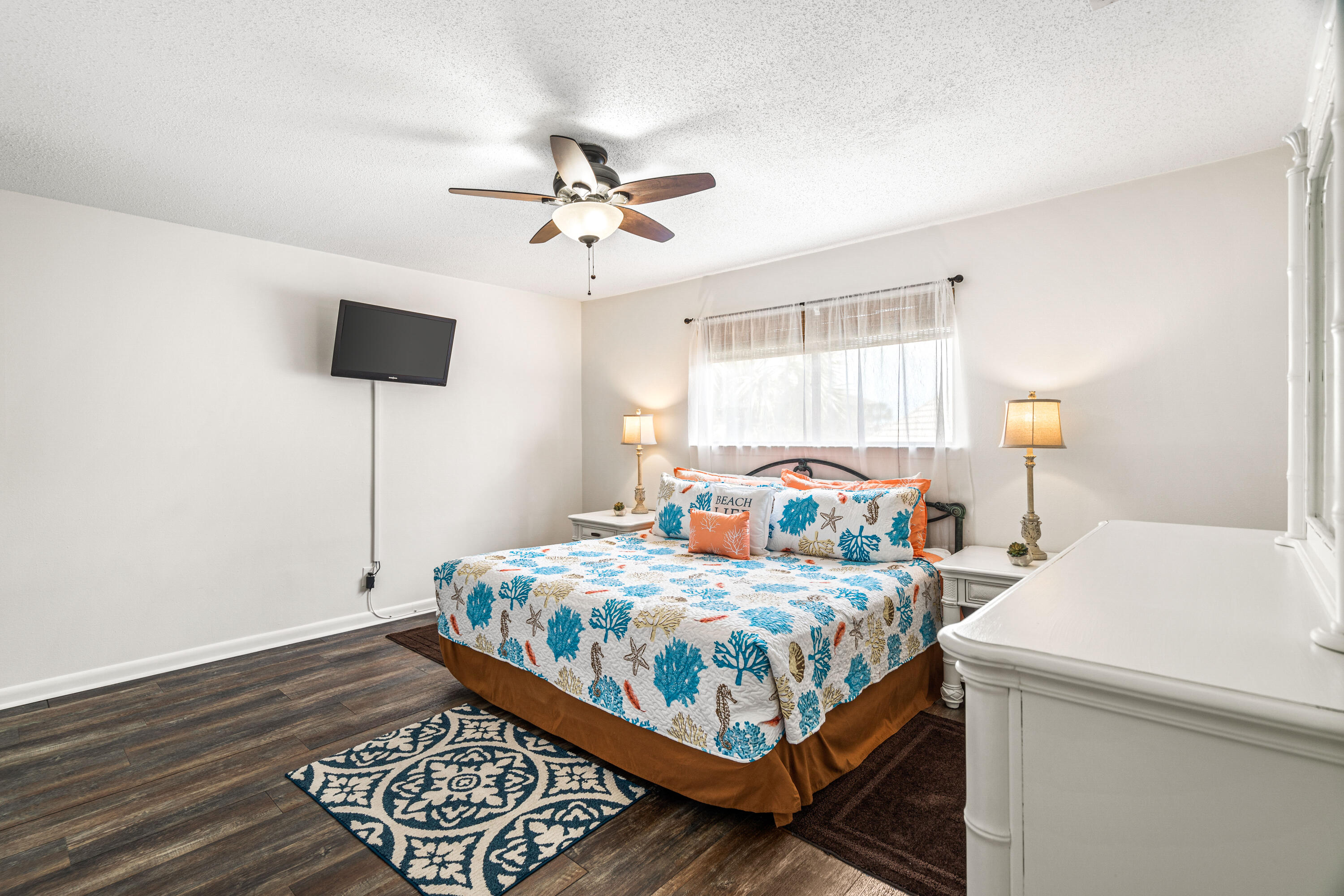 CHATEAU LA MER CONDO 2 - Residential