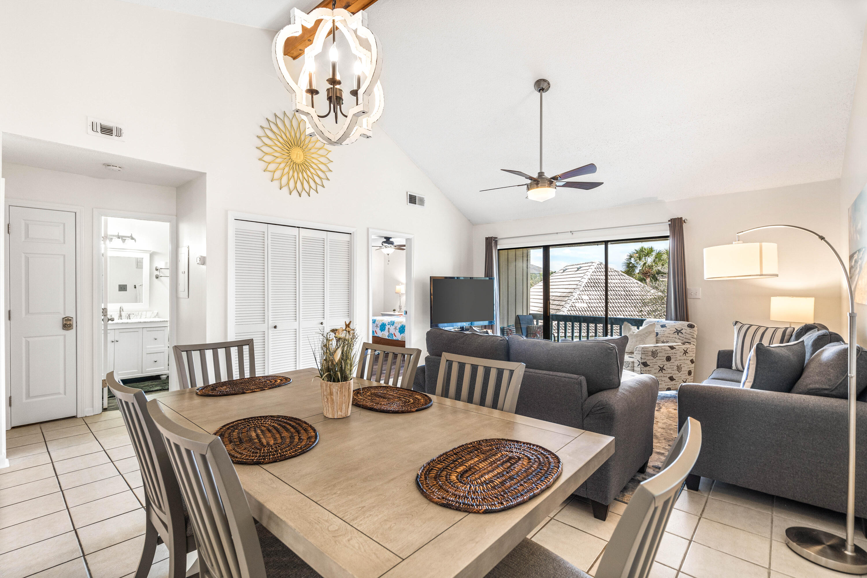 CHATEAU LA MER CONDO 2 - Residential