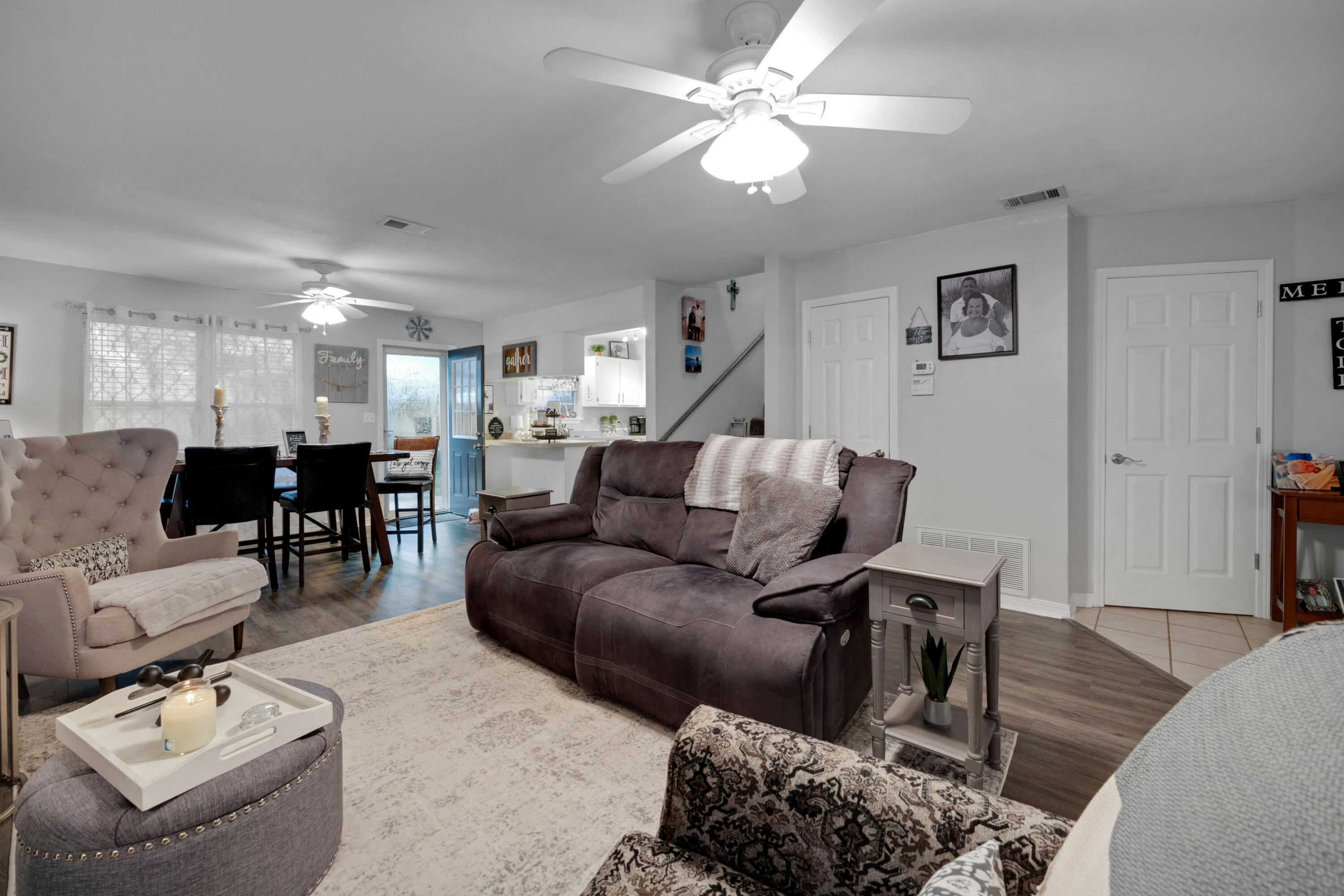 BEDFORD SQUARE T/H - Residential