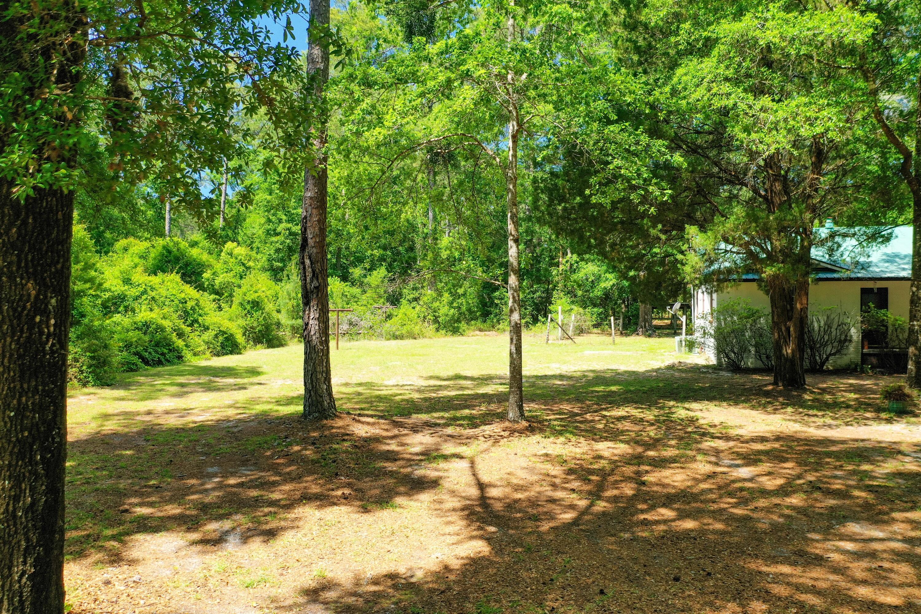 METES & BOUNDS - Land