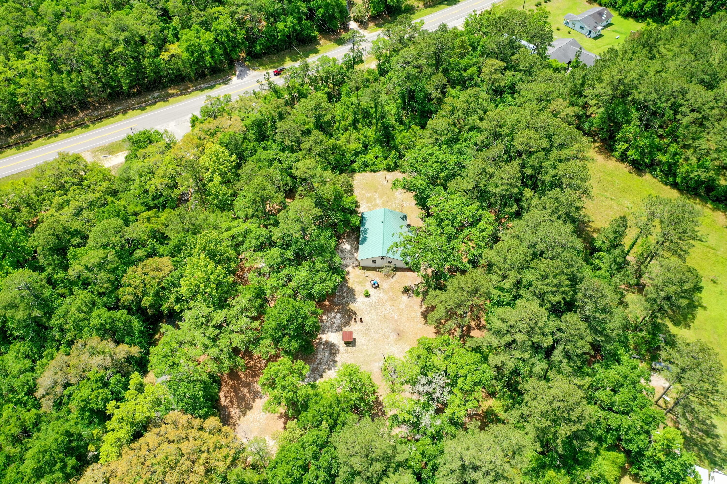 METES & BOUNDS - Land