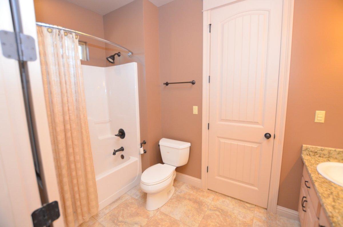 LAKE ARTHUR EST PH I - Residential