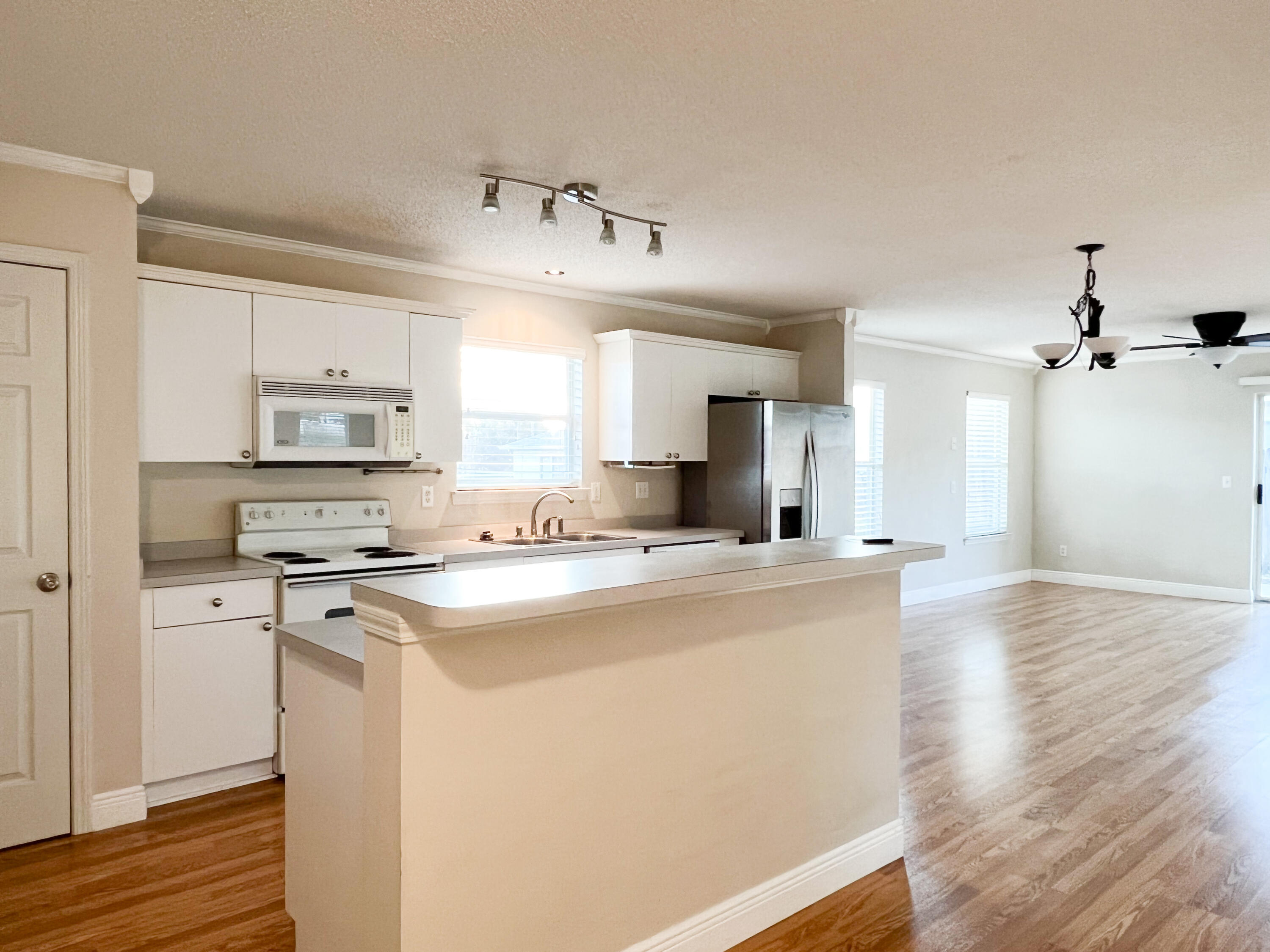 SOUTHWAY ESTATES - Residential