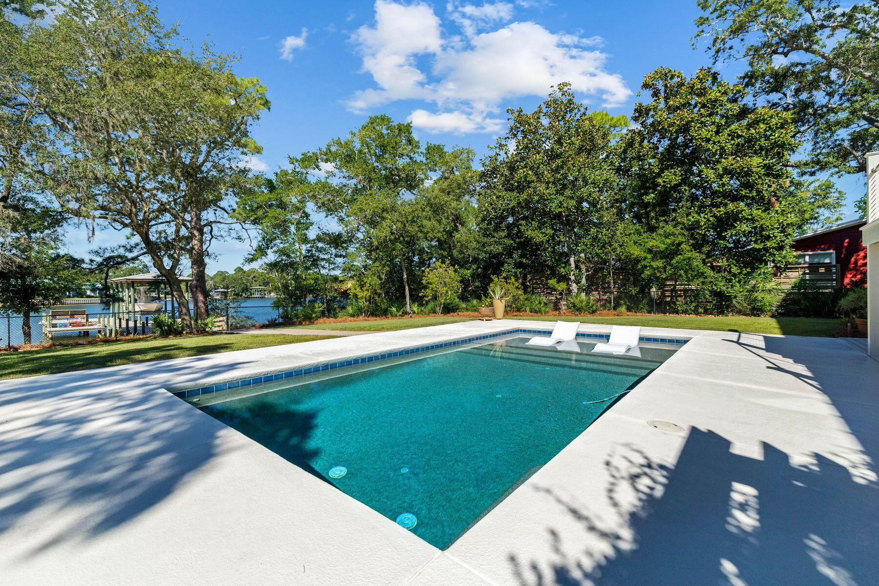 HEWETT BAYOU North Santa Rosa Beach - Residential