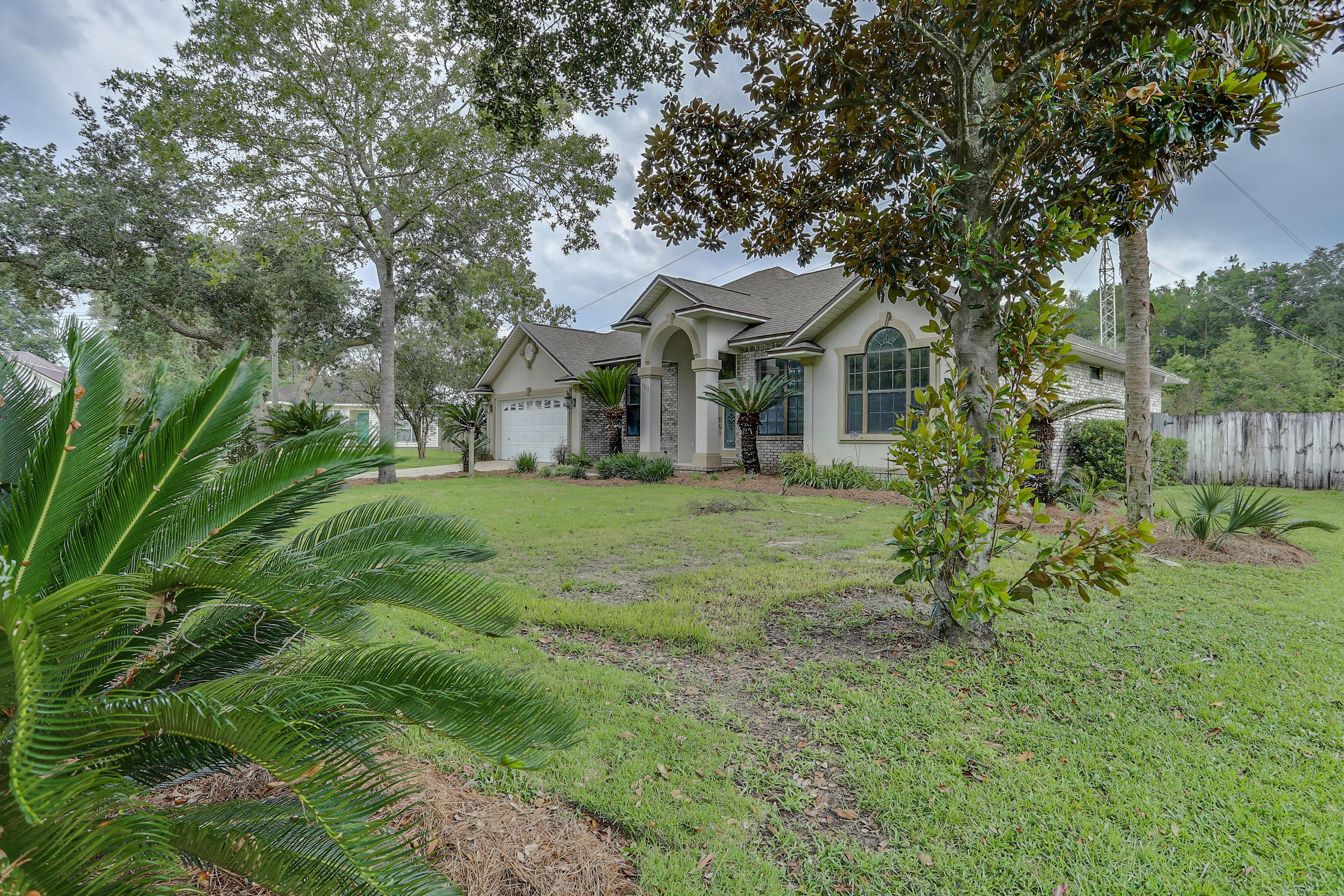 PINNACLE POINT - Residential