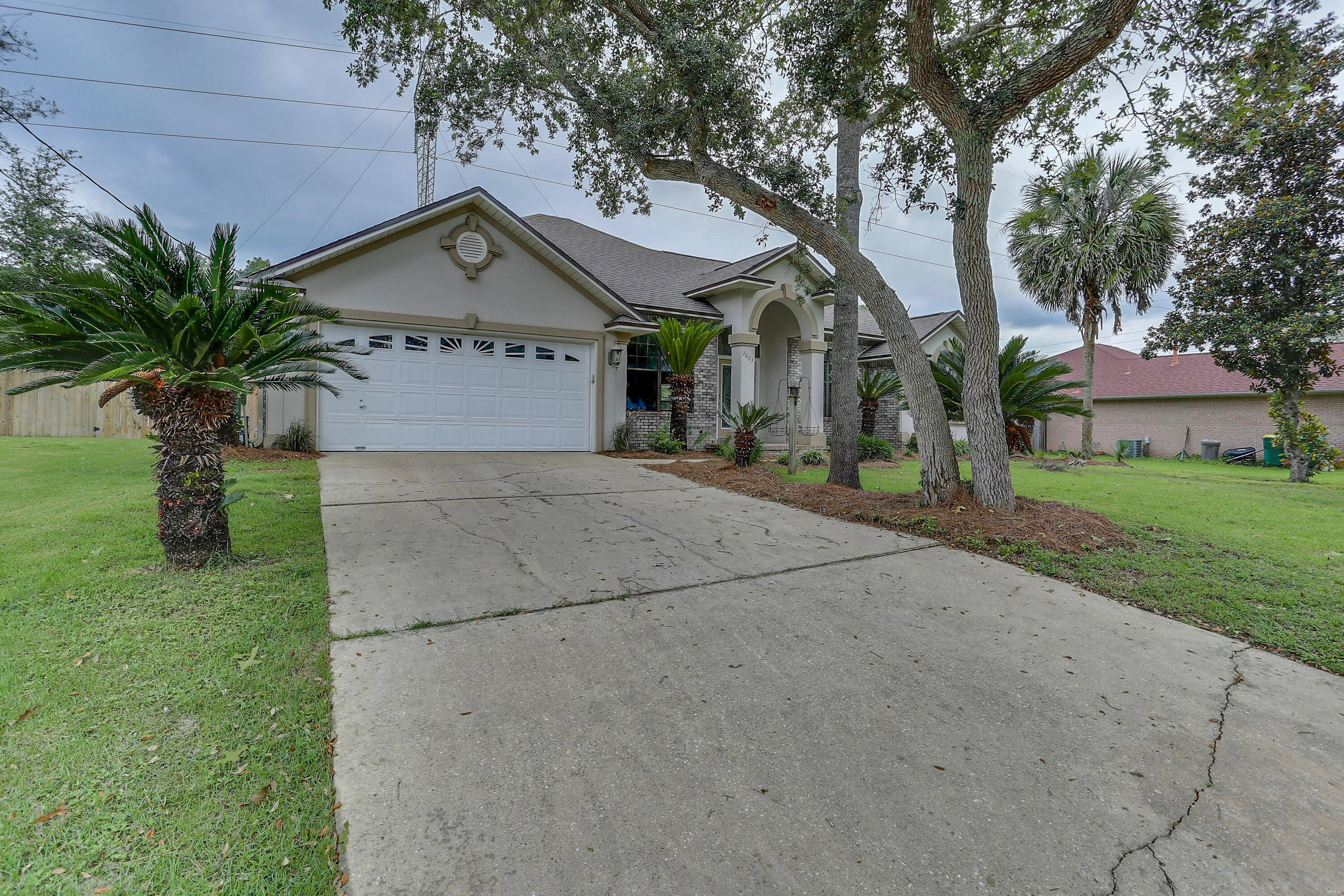 PINNACLE POINT - Residential