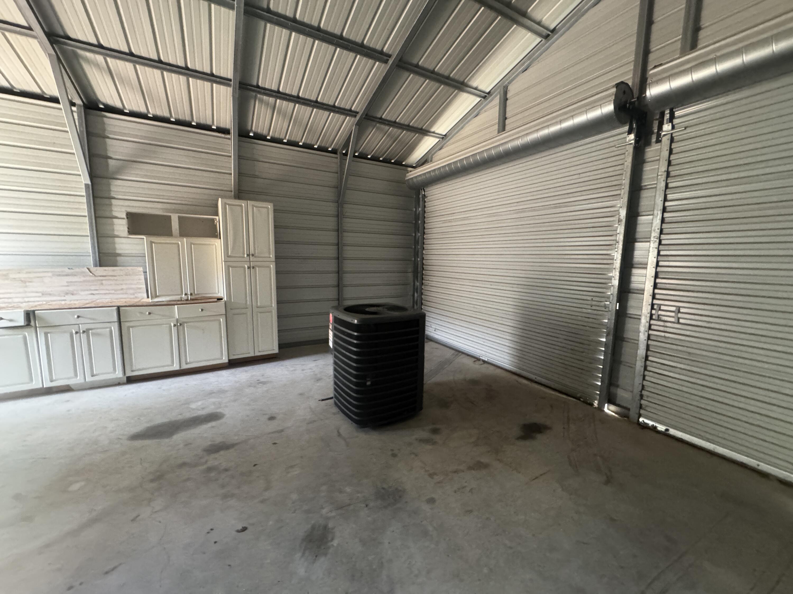 OAKDALE MINI FARMS - Land