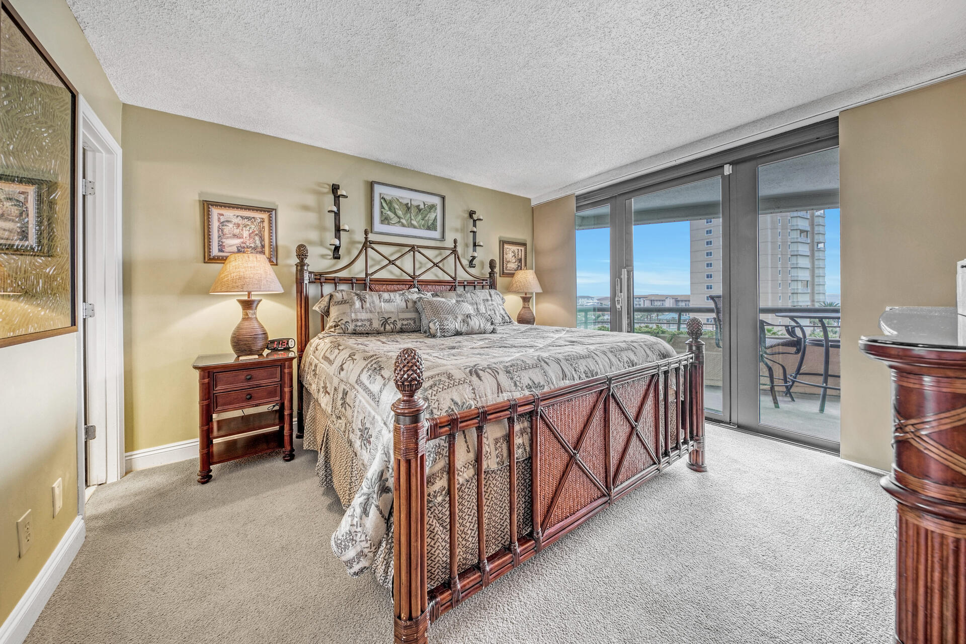 EDGEWATER BEACH CONDO PH 1 - Residential