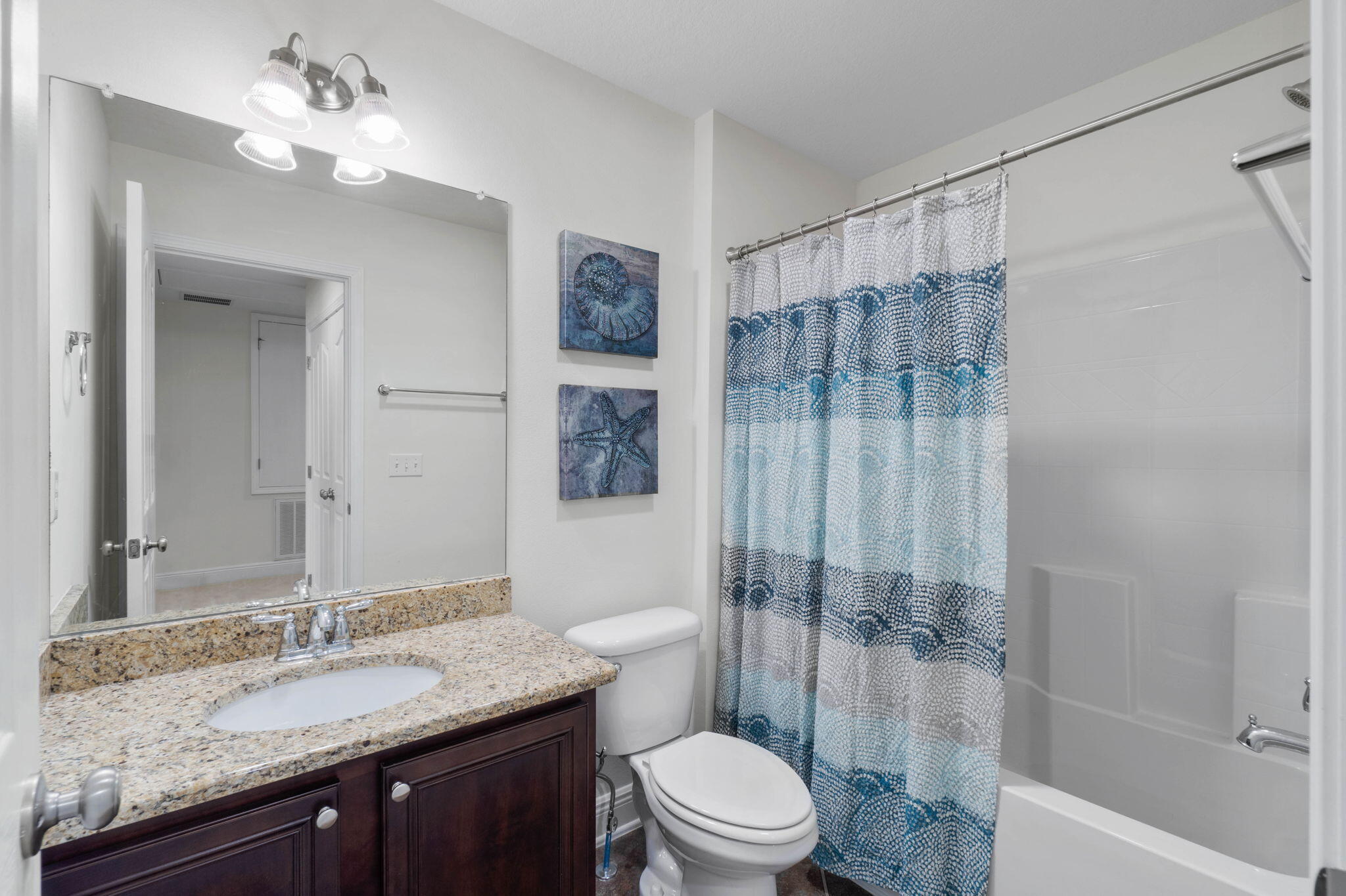 RESERVE POINTE - Residential