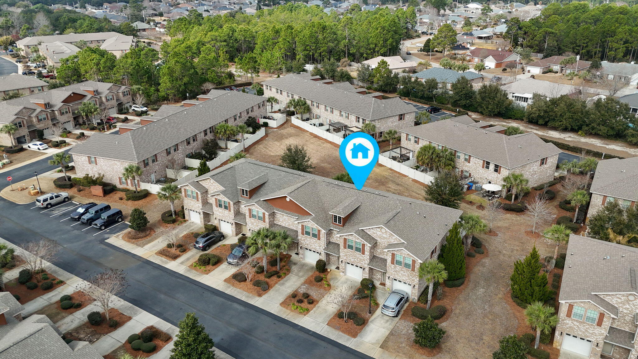 RESERVE POINTE - Residential