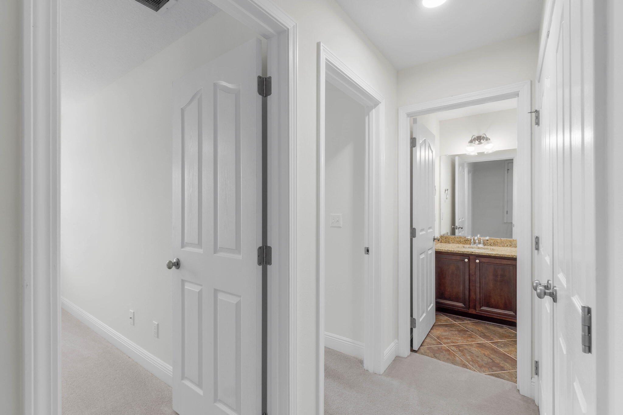 RESERVE POINTE - Residential