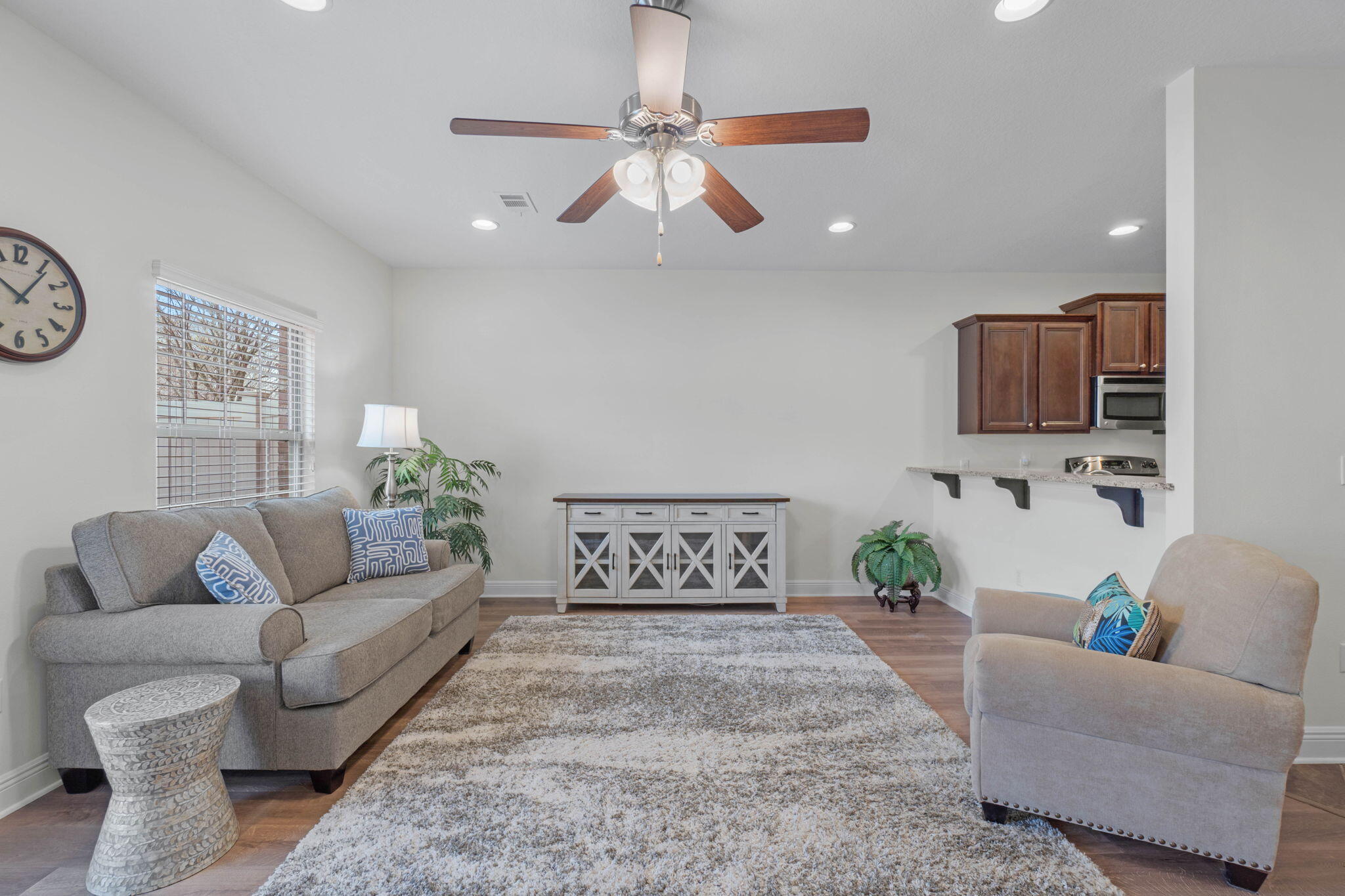 RESERVE POINTE - Residential