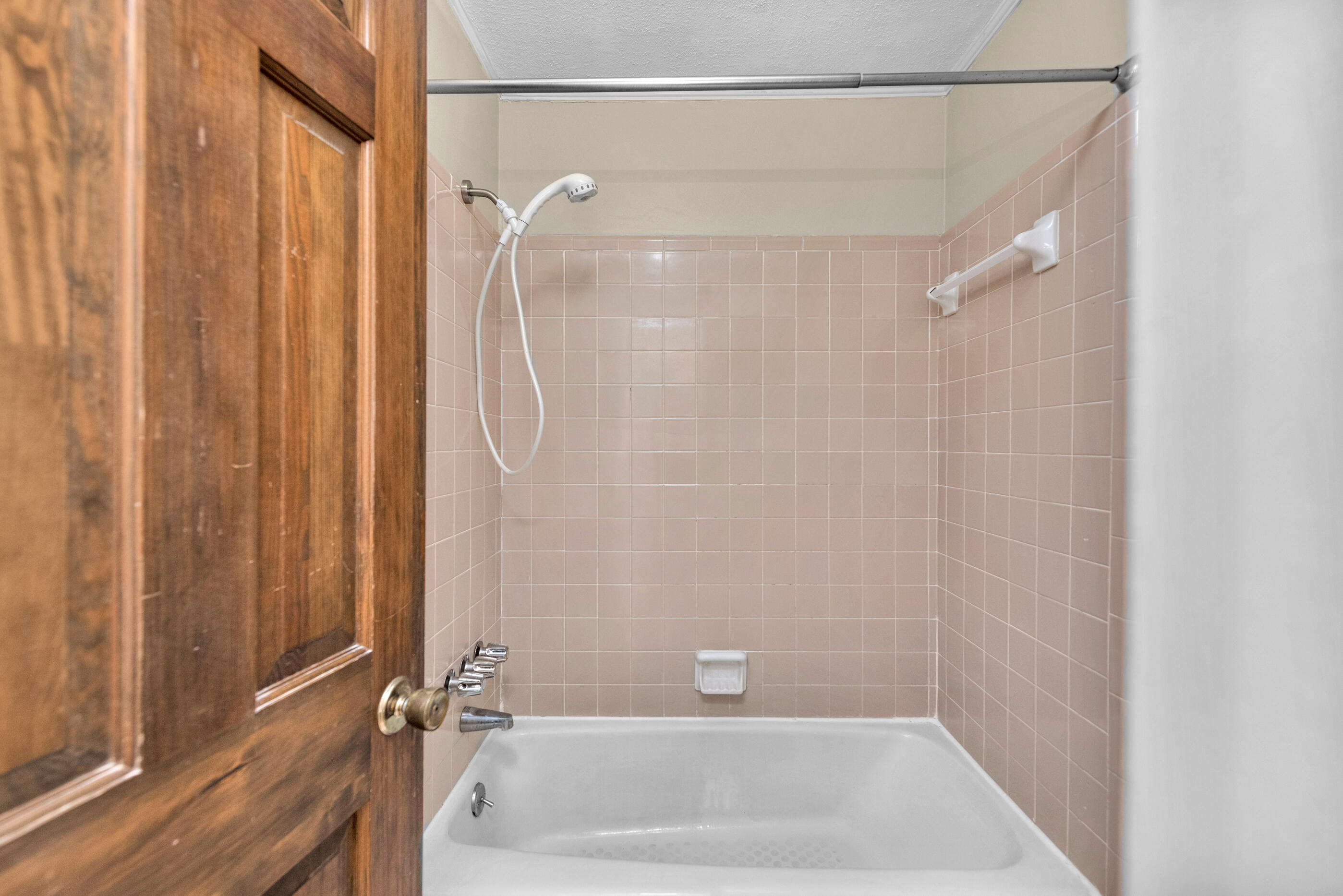 KENWOOD S/D 3RD ADDN - Residential