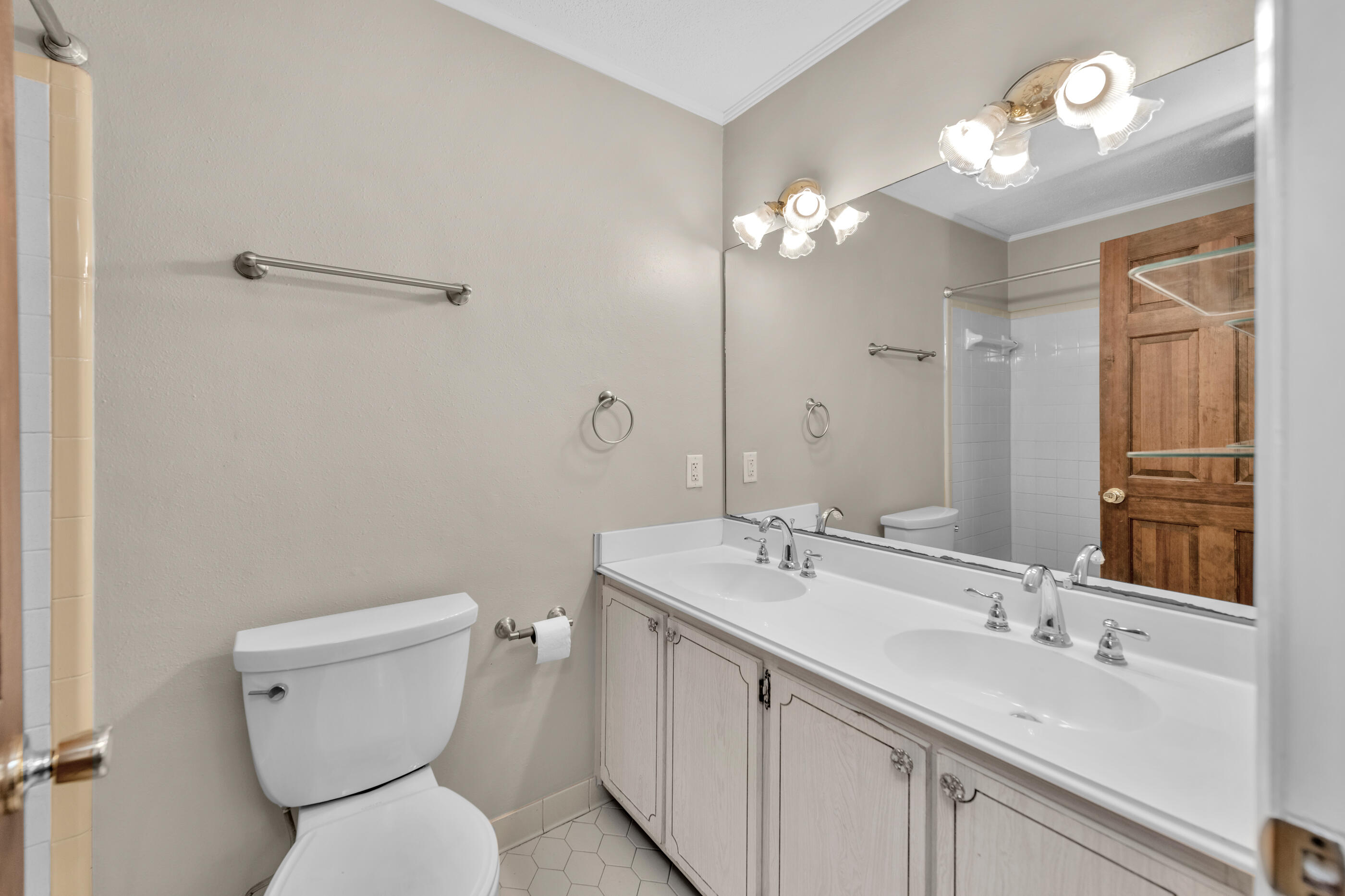 KENWOOD S/D 3RD ADDN - Residential