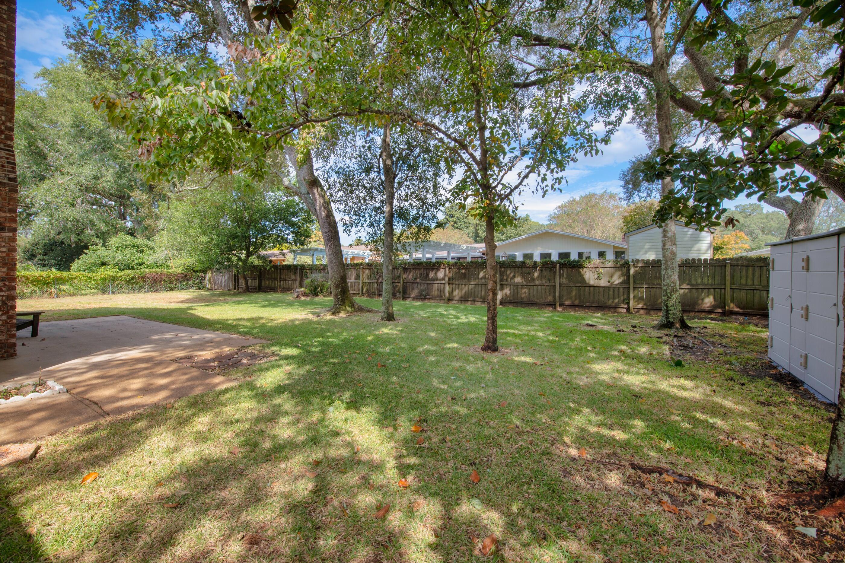 KENWOOD S/D 3RD ADDN - Residential