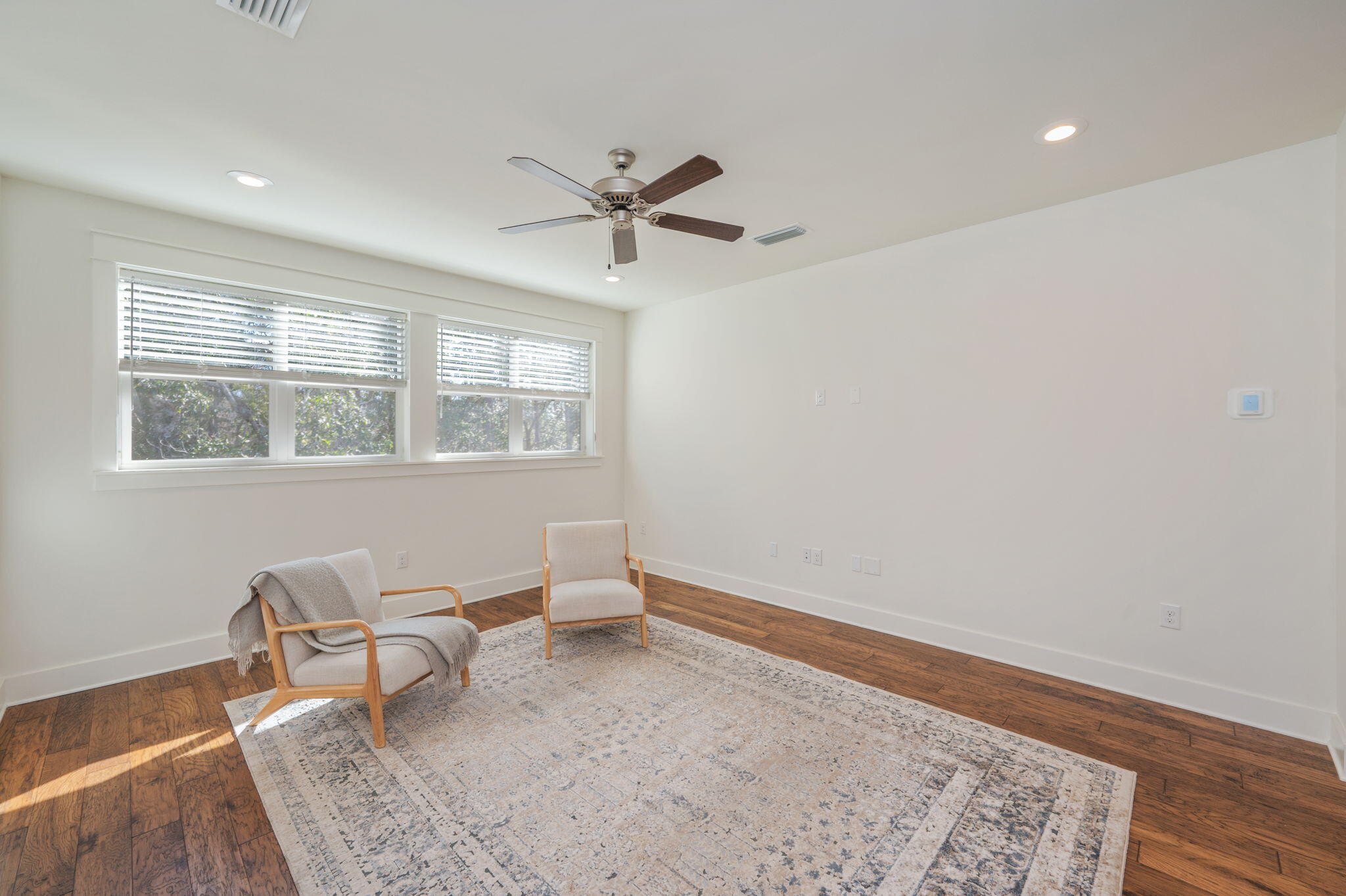 WATER'S EDGE - Residential