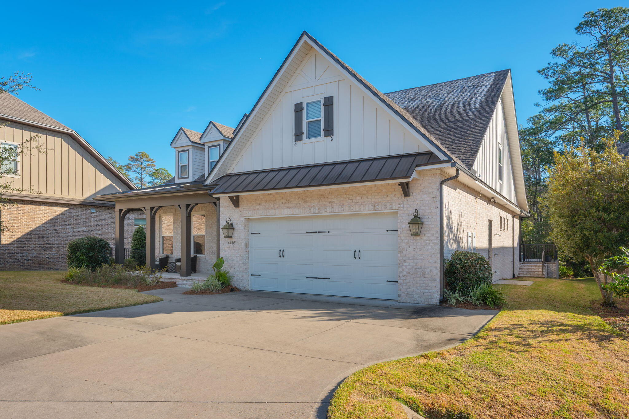 WATER'S EDGE - Residential